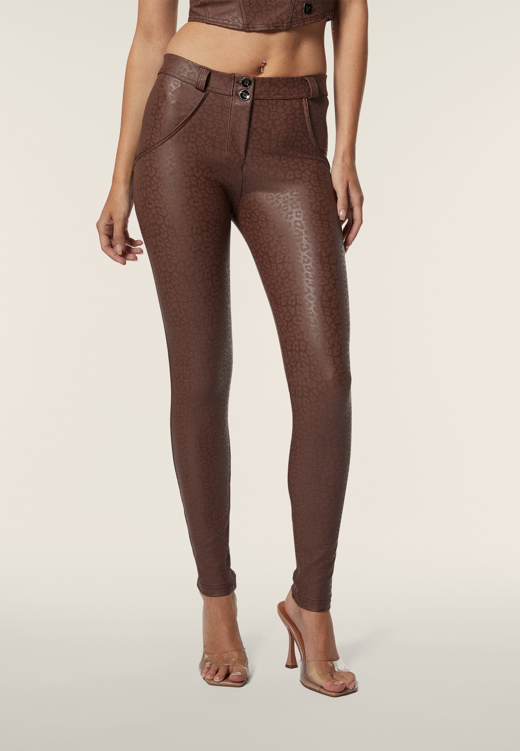 freddy-wr-up-pantalon-similicuir-l-opard-femme-superskinny image 1