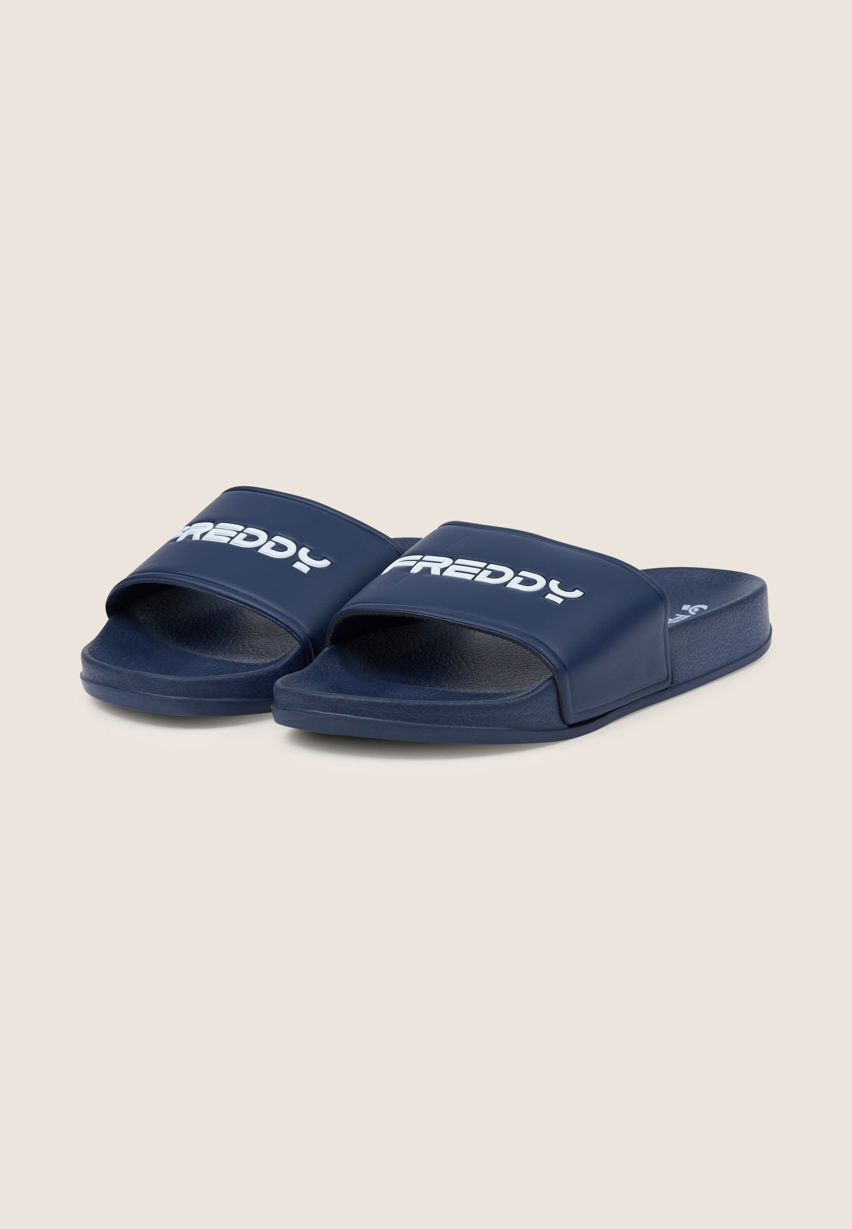 freddy-claquettes-slider-homme-logos-contraste-plante-anatomique image 2