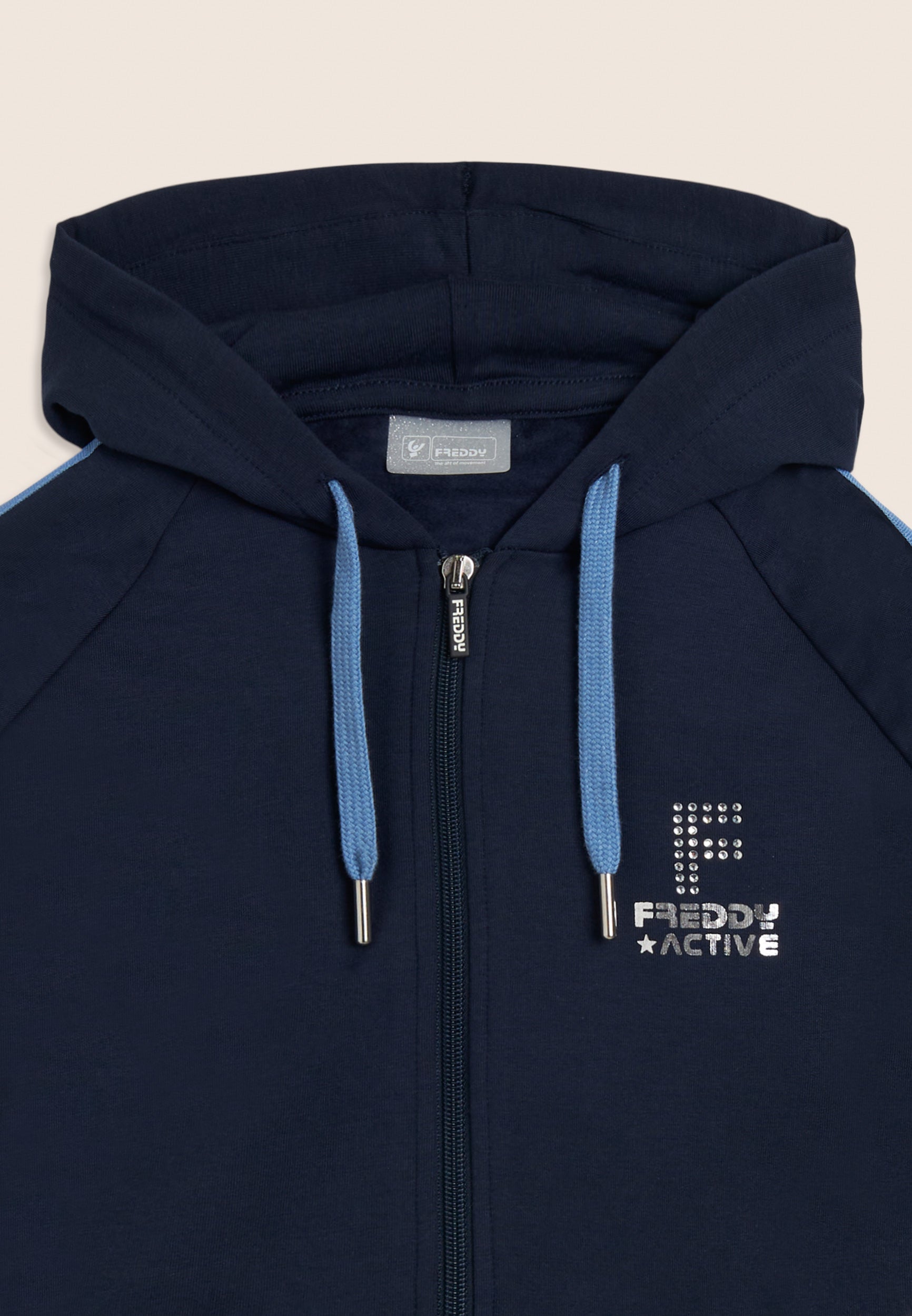 freddy-sweat-court-fille-capuche-zip-bandes-argent image 4