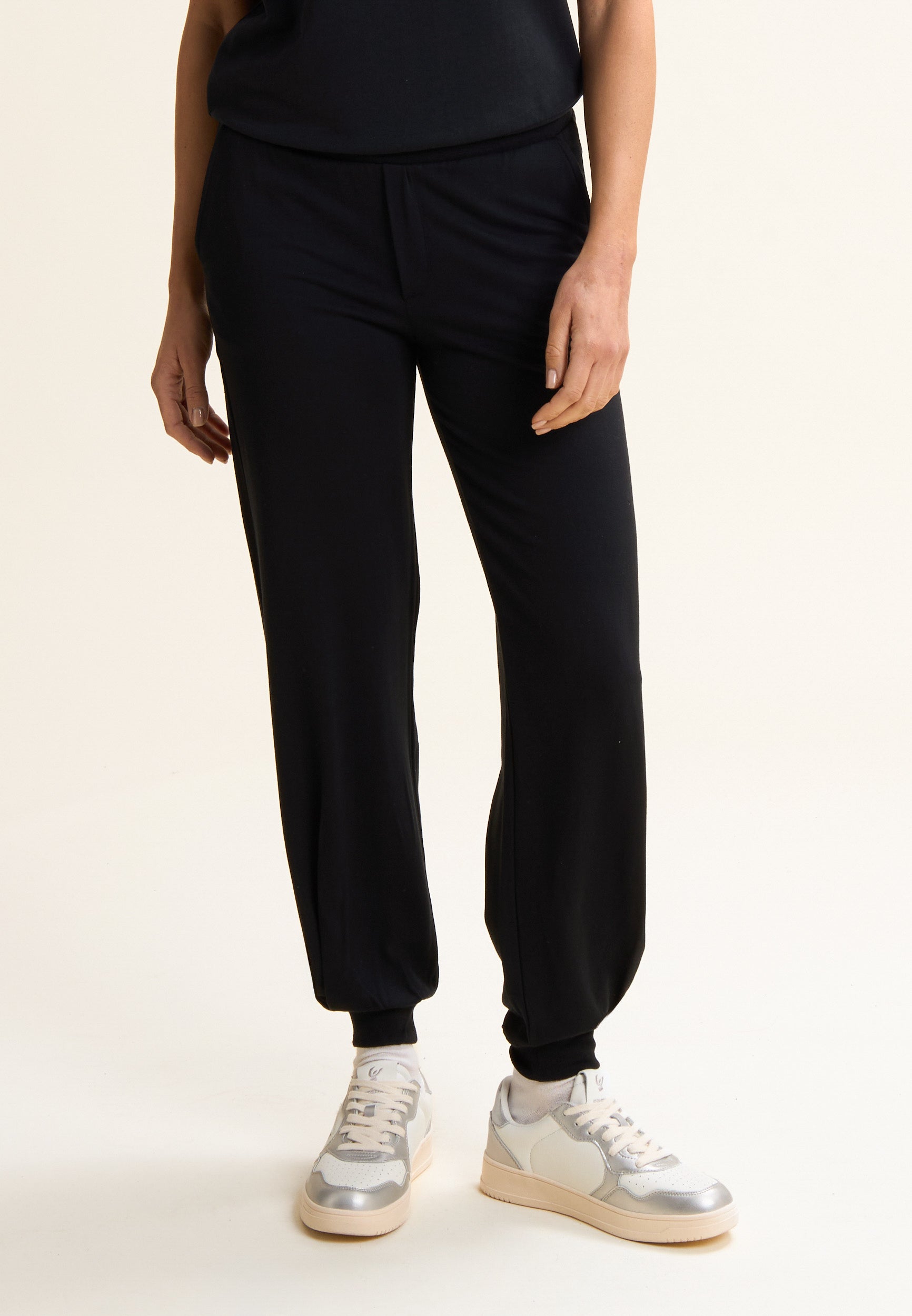 freddy-pantalon-felpa-viscose-jogger-poignets-logo-brod image 1