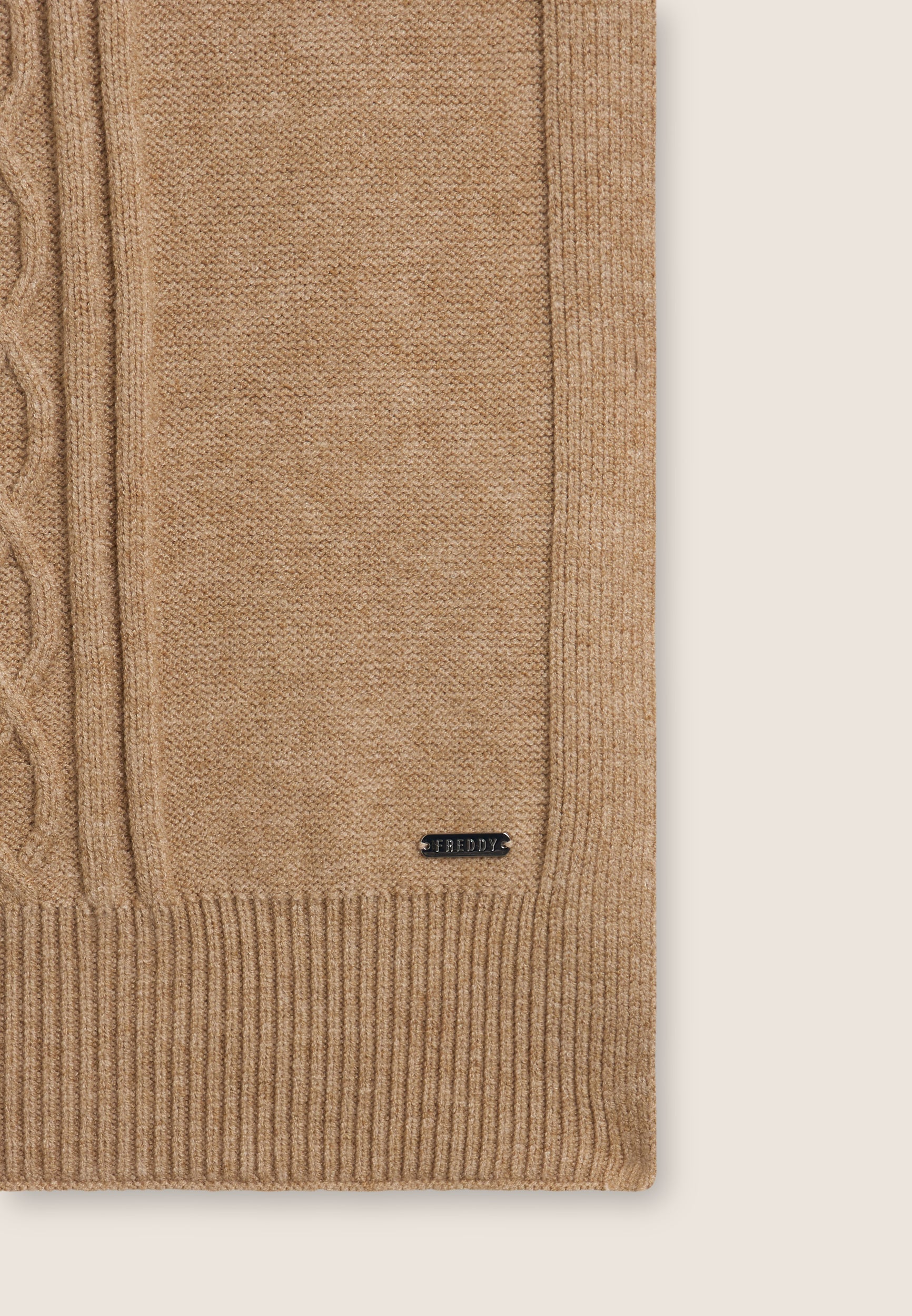 freddy-charpe-tricot-torsade-centrale-154-cm image 8