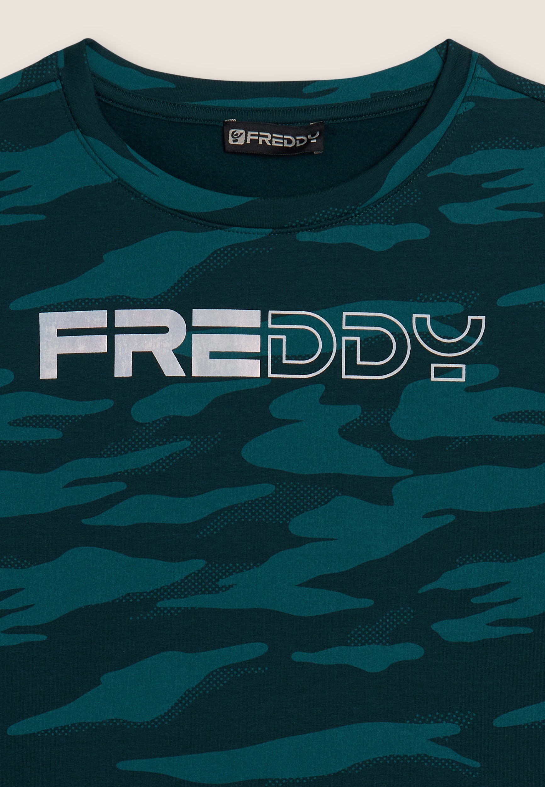 freddy-felpa-cropped-camouflage-logo-perl-sweat-street image 7