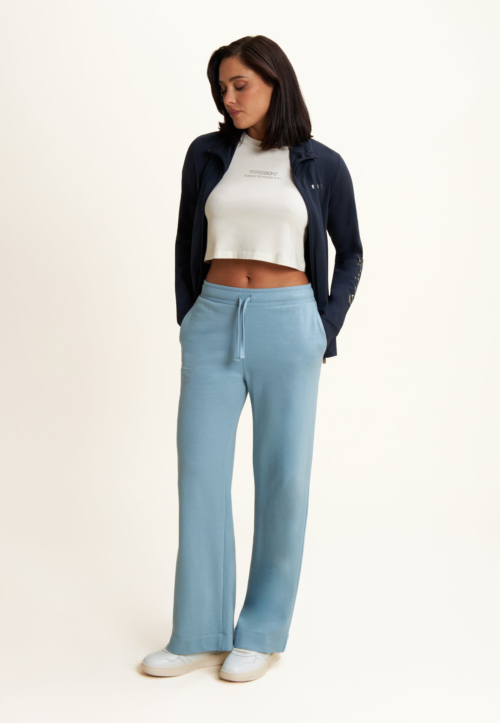 freddy-t-shirt-femme-cropped-slim-fit-jersey-l-ger-logo image 2