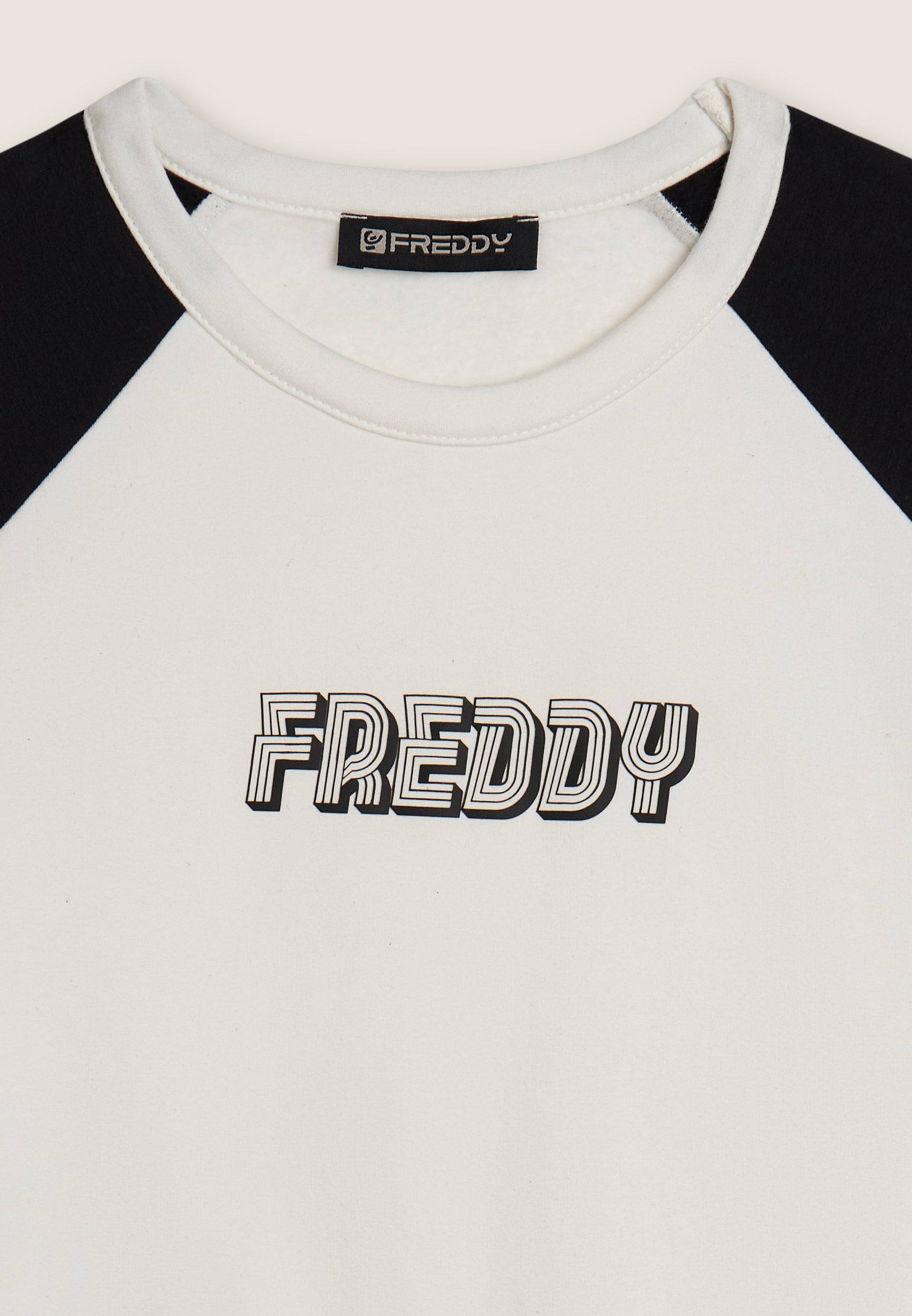 freddy-sweat-cropped-bicolore-manches-raglan-noir-blanc image 7