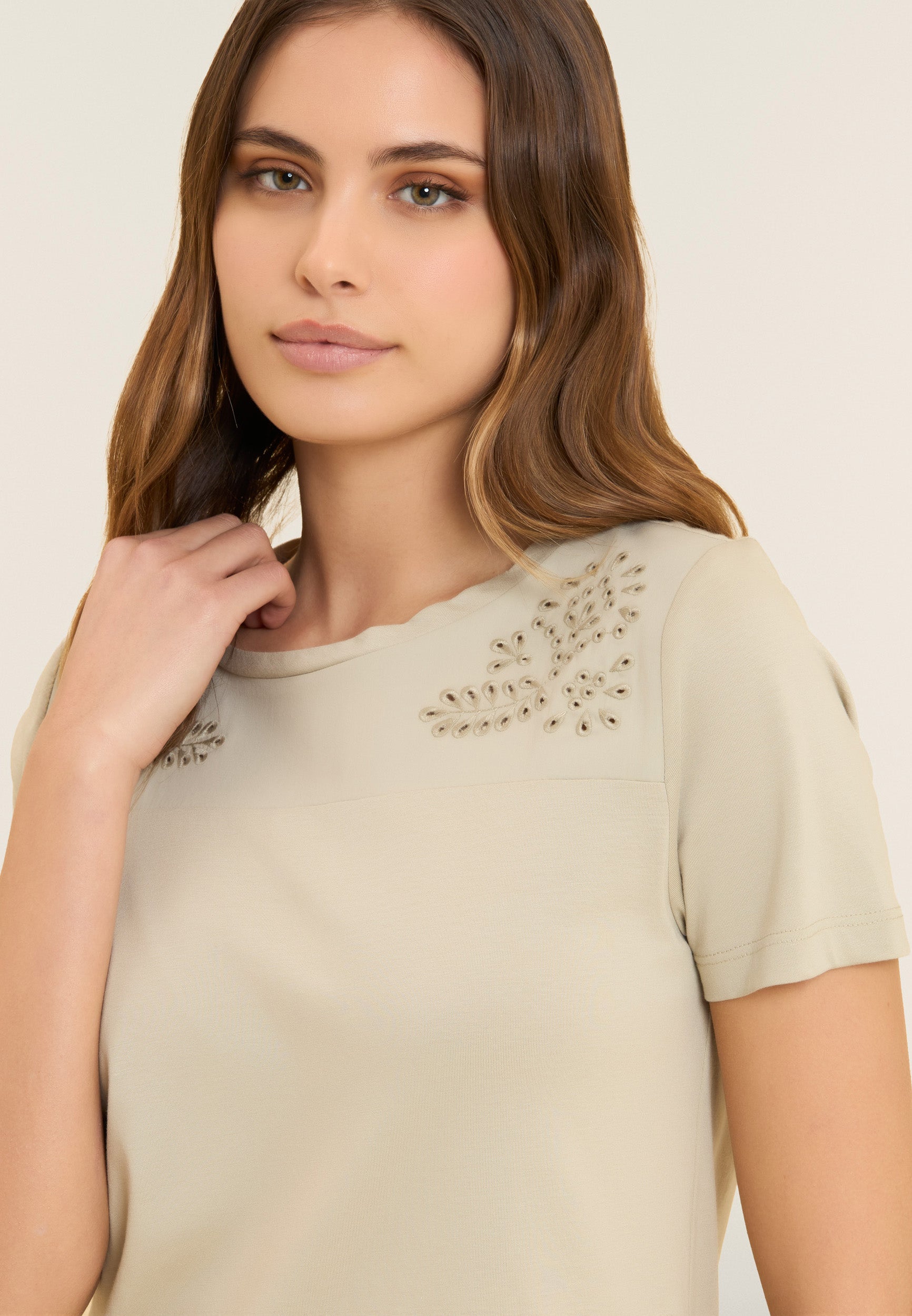t-shirt-freddy-jersey-coton-modal-broderie-florale-sangallo image 4