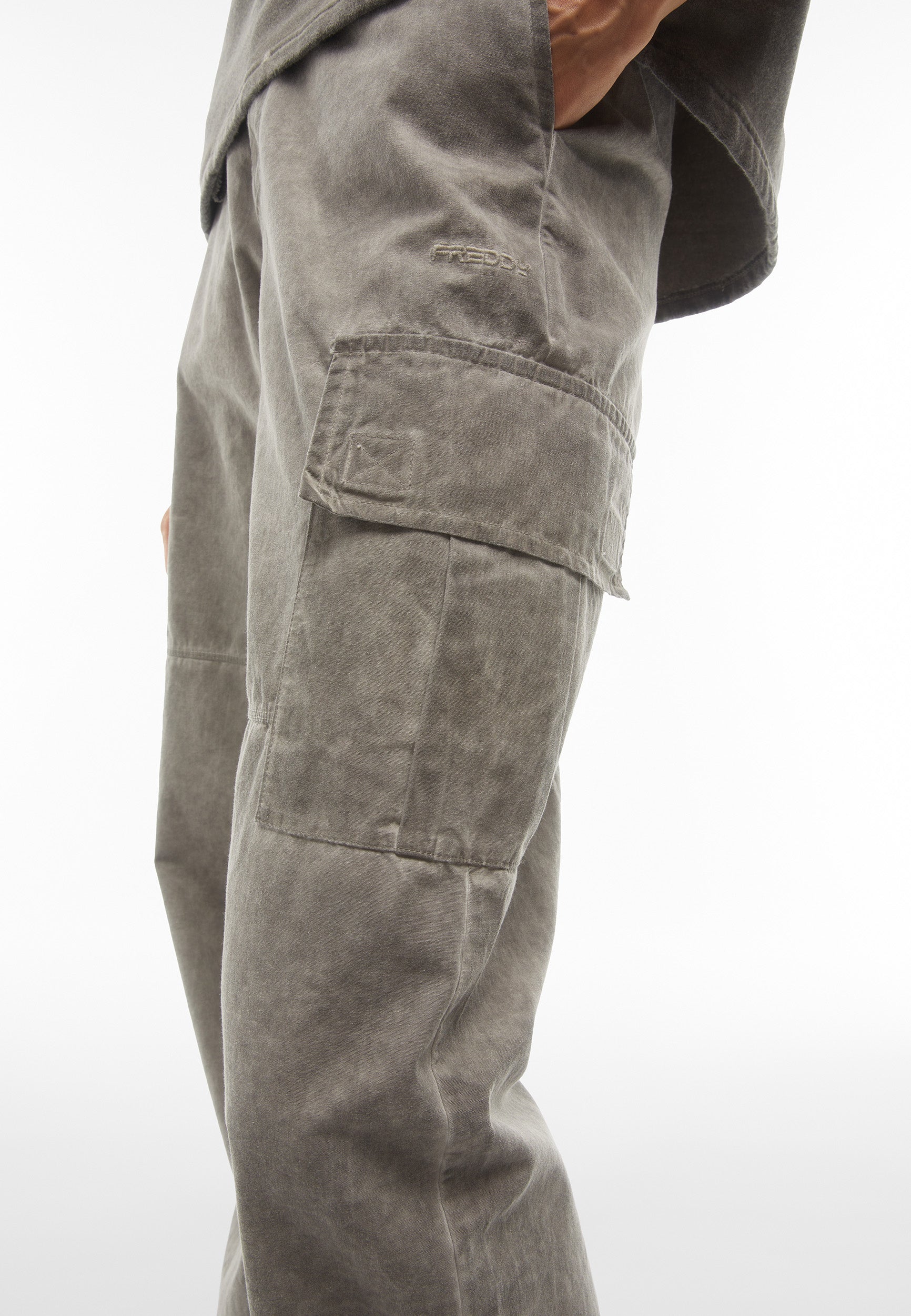 freddy-pantalon-cargo-canvas-cold-dyed-coton-bio-style-90s image 4
