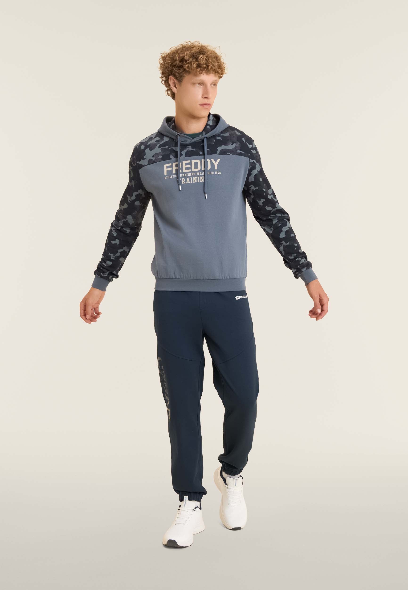 freddy-t-shirt-camouflage-c-ur-logo-fond-uni-coton image 2