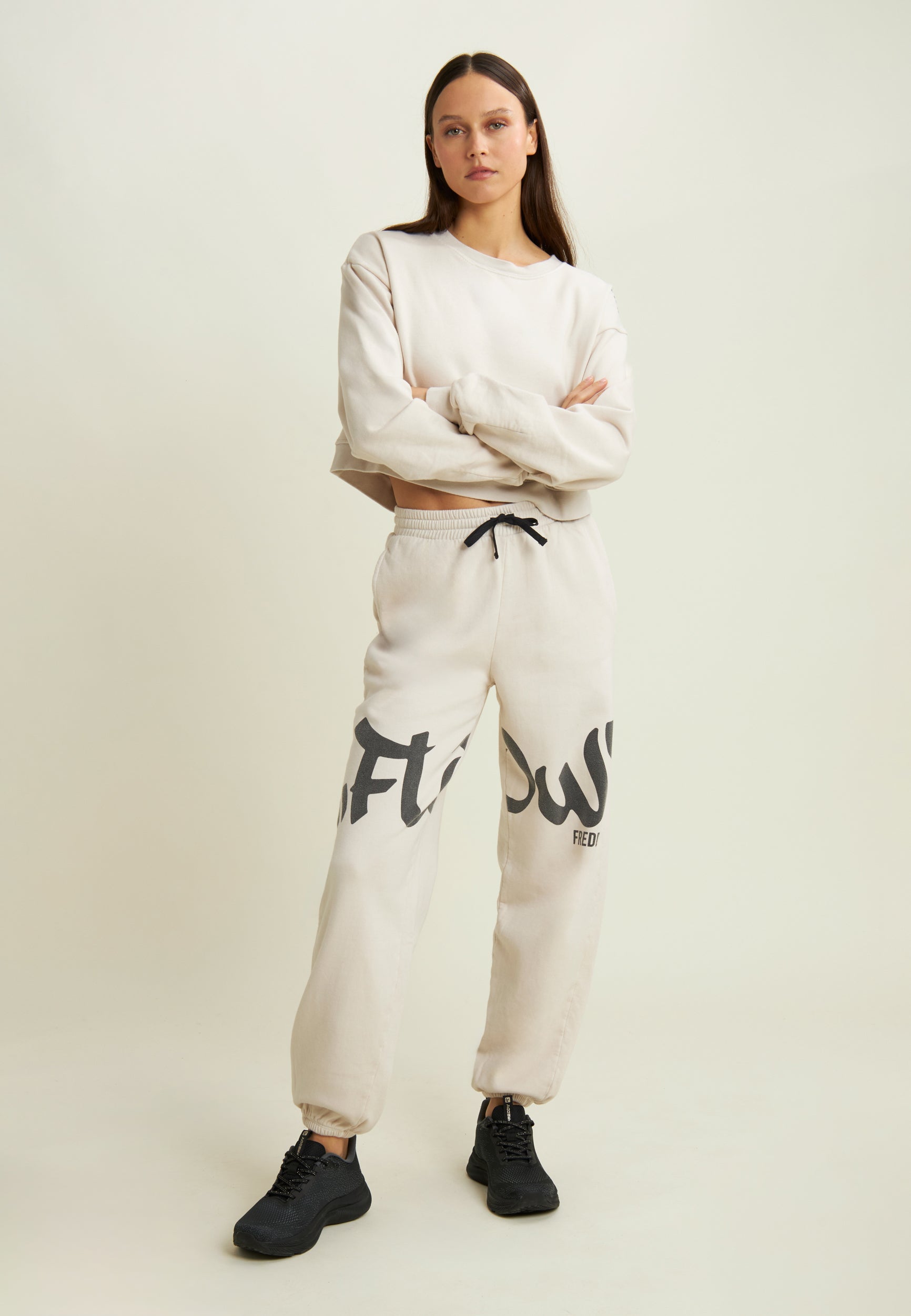 freddy-sweat-oversize-cropped-flow-paule image 2