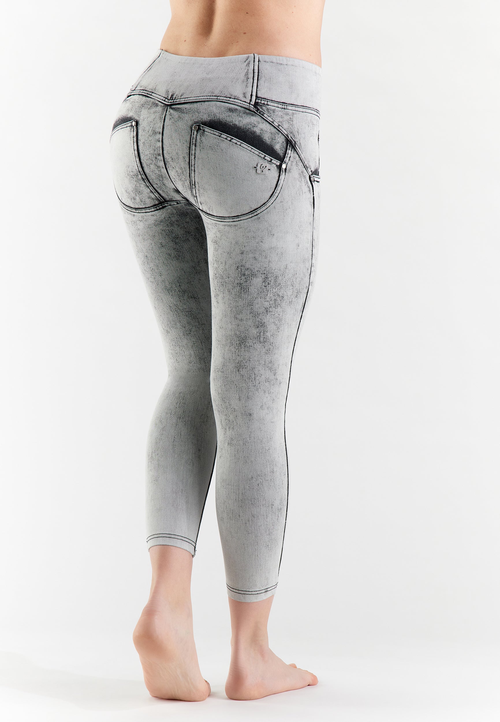 jean-push-up-freddy-wr-up-7-8-superskinny-denim-bleached image 6
