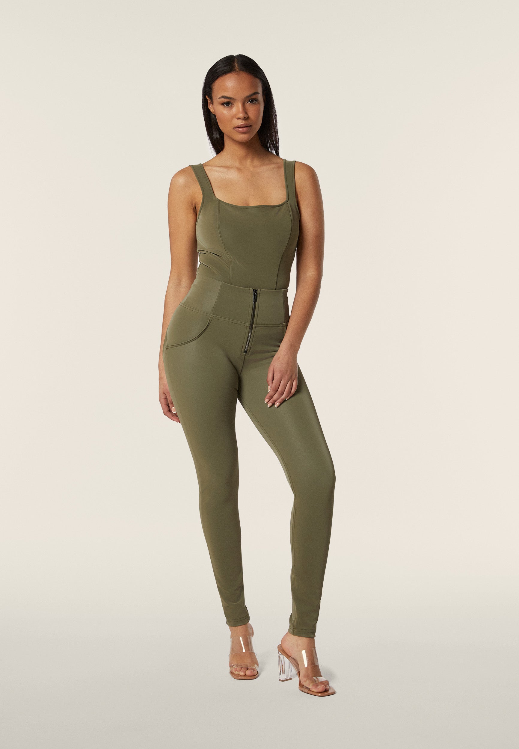 freddy-wr-up-pantalon-taille-haute-simili-cuir-brillant image 2