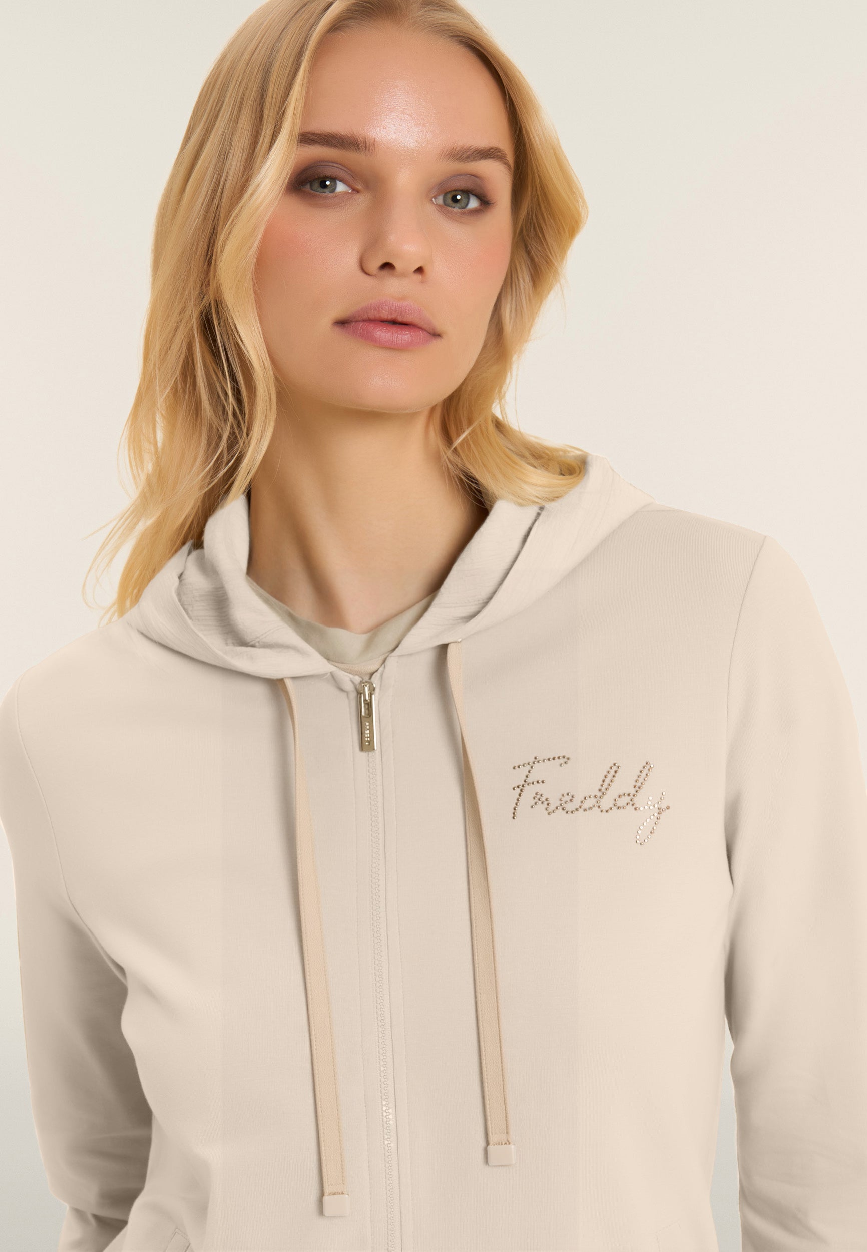 freddy-sweat-zipp-capuche-crinkle-heavy-jersey-femme image 4