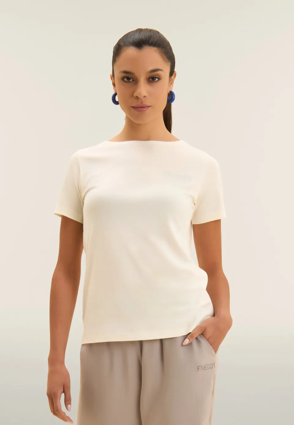 freddy-t-shirt-femme-manches-courtes-strass-poche-logo image 1