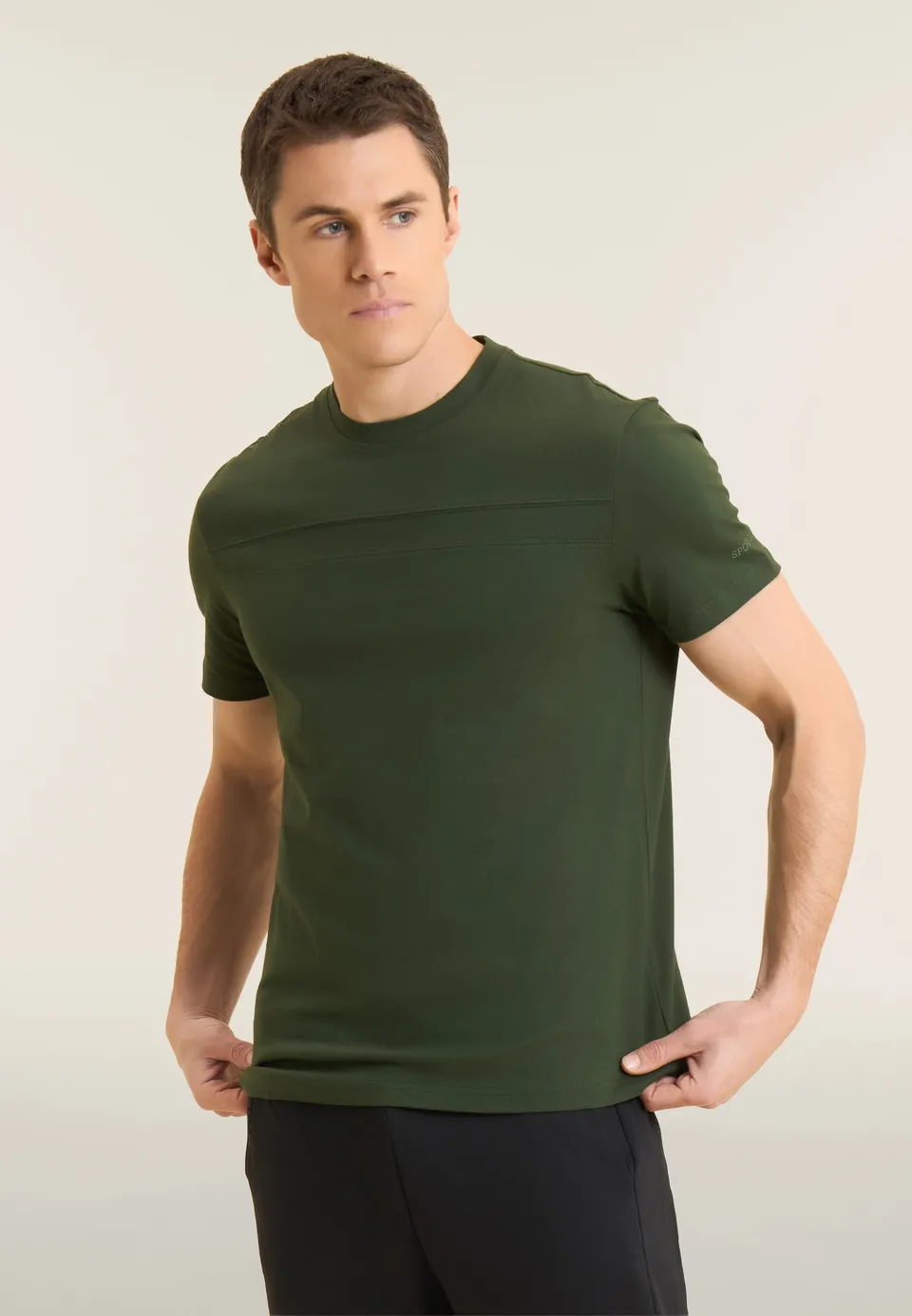 freddy-t-shirt-homme-manches-courtes-coutures-poitrine image 1