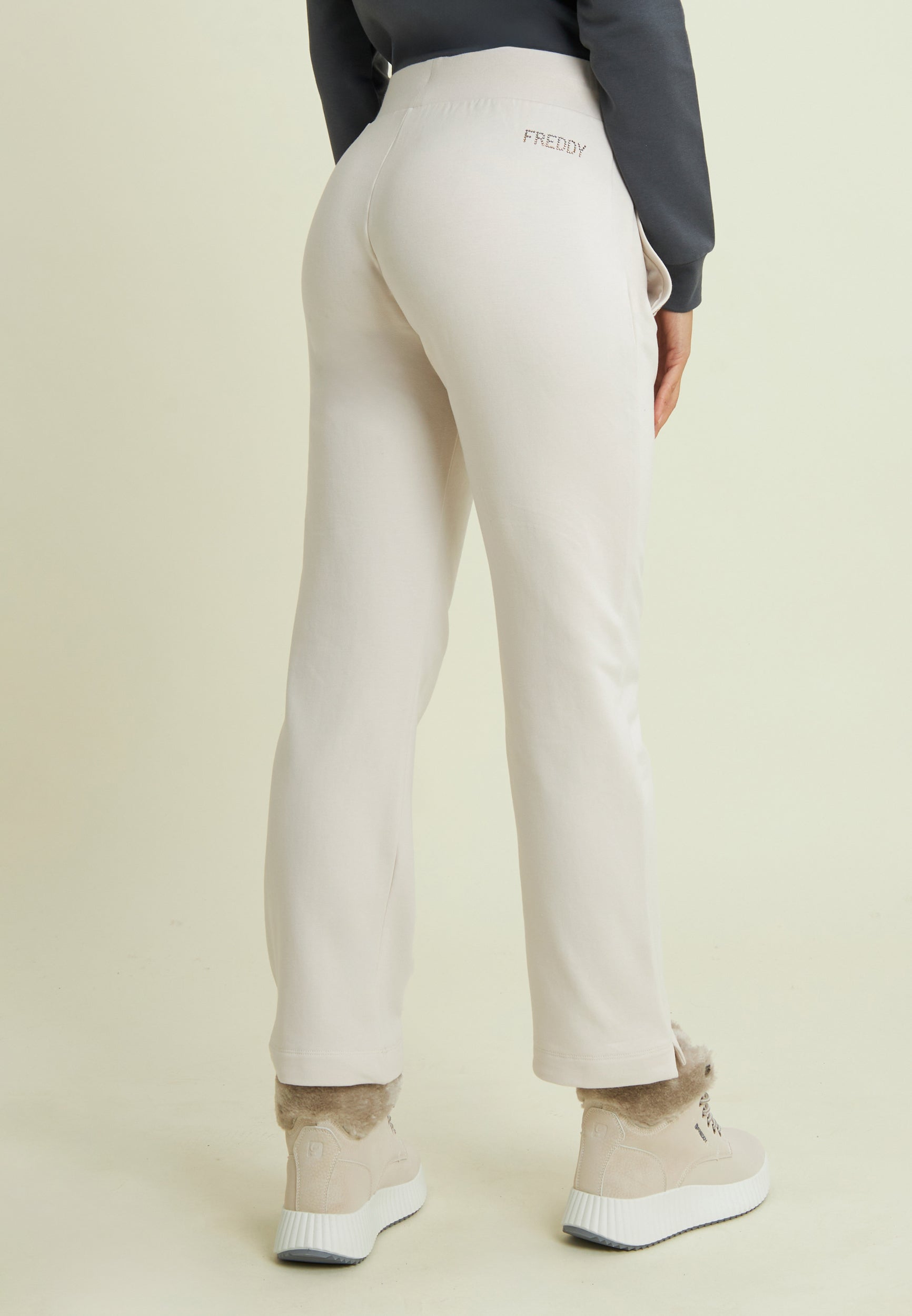 freddy-pantalon-sport-droit-strass-lumineux image 3