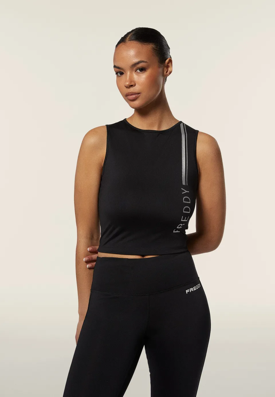 freddy-top-sport-femme-cropped-technique-logo-m-tal image 1