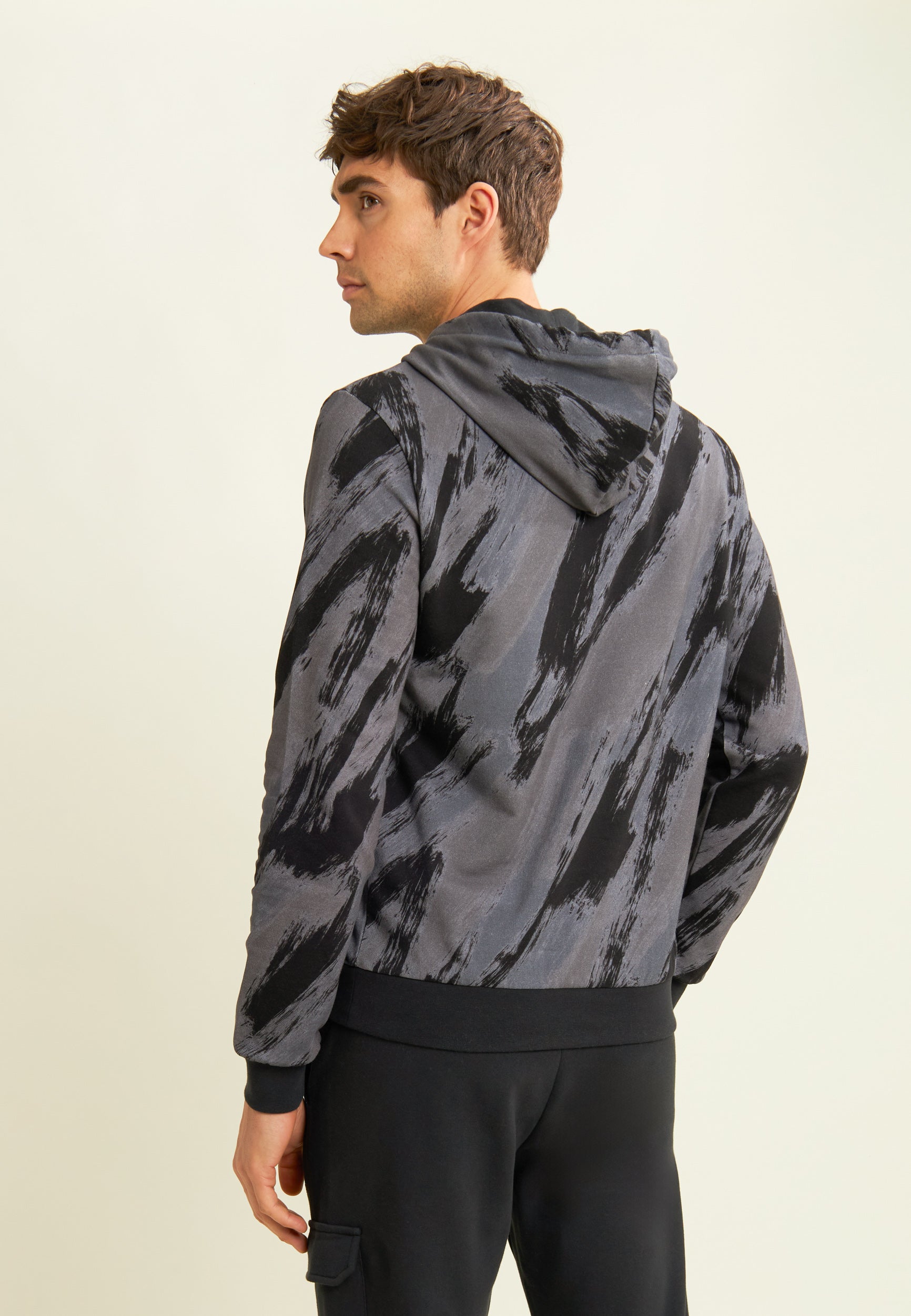 sweat-homme-freddy-capuche-all-over-poche-kangourou image 3