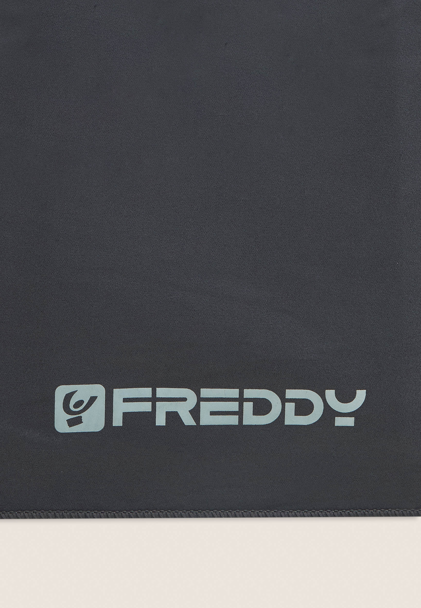 freddy-set-2-serviettes-microfibre-anthracite-70x140-40x100 image 3