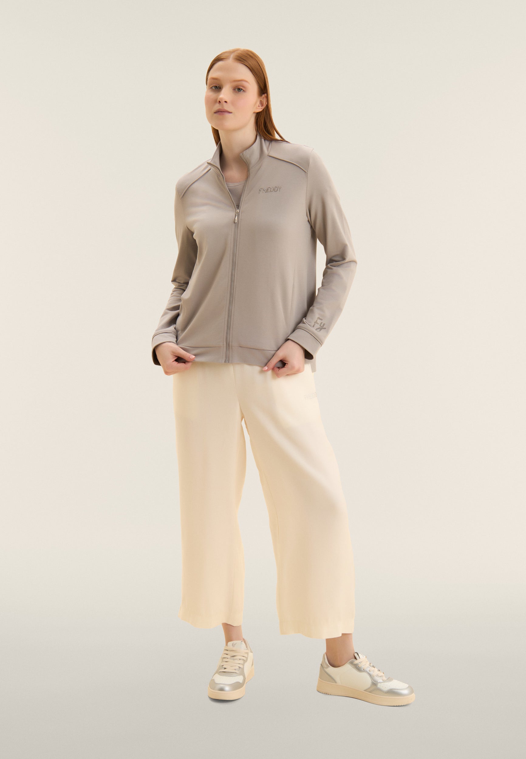 freddy-sweat-zipp-femme-bas-asym-trique-logo-strass image 2