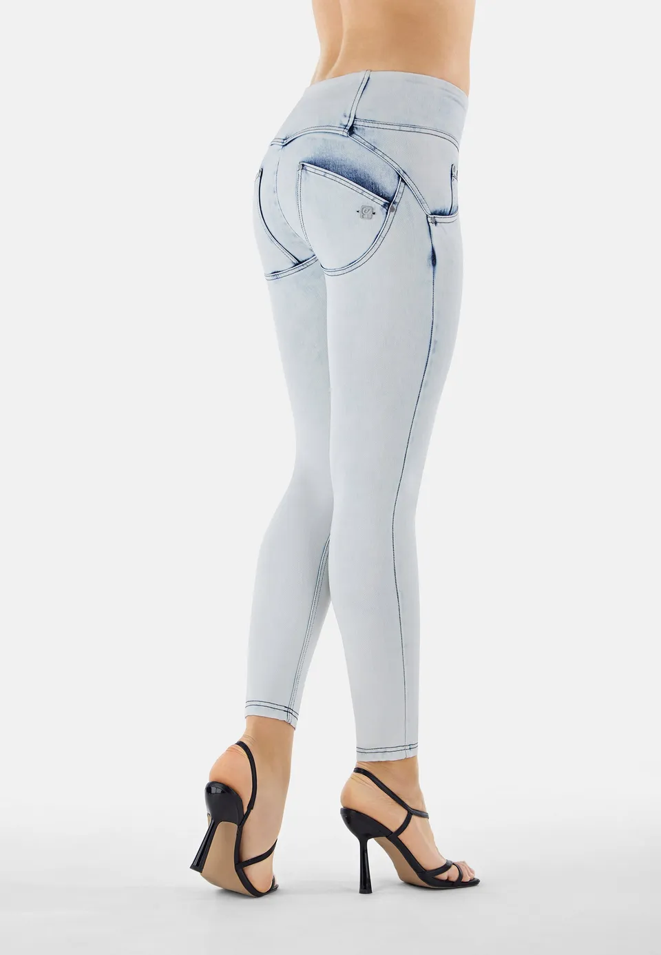 jean-push-up-freddy-wr-up-7-8-superskinny-denim-bleached image 1