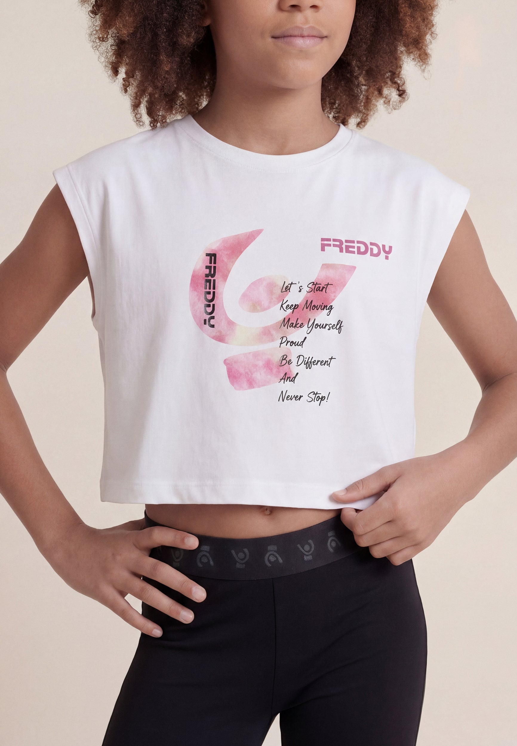 freddy-t-shirt-cropped-sans-manches-fille-maxi-logo-d-grad image 4