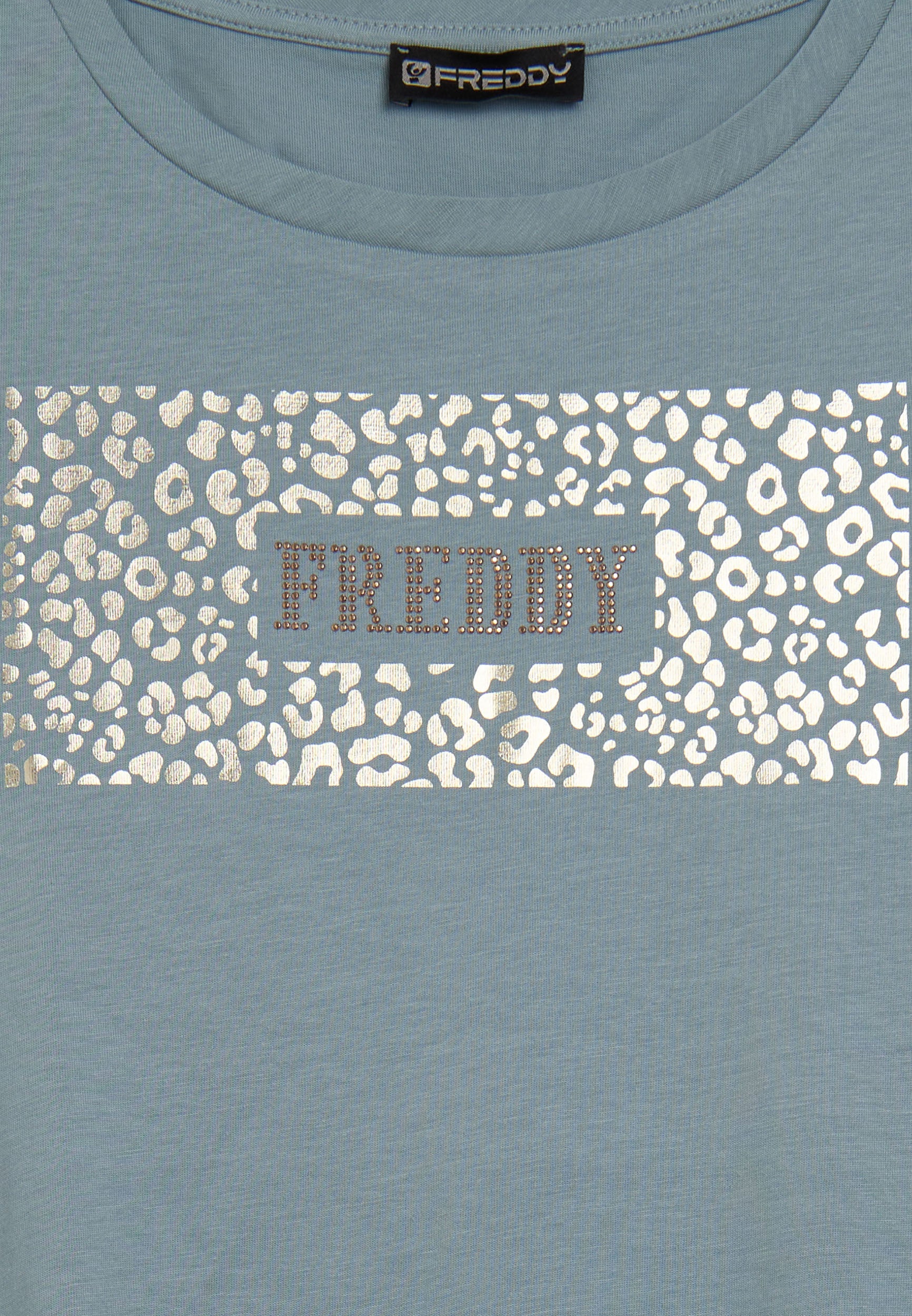 freddy-d-bardeur-femme-logo-or-graphique-animalier image 7