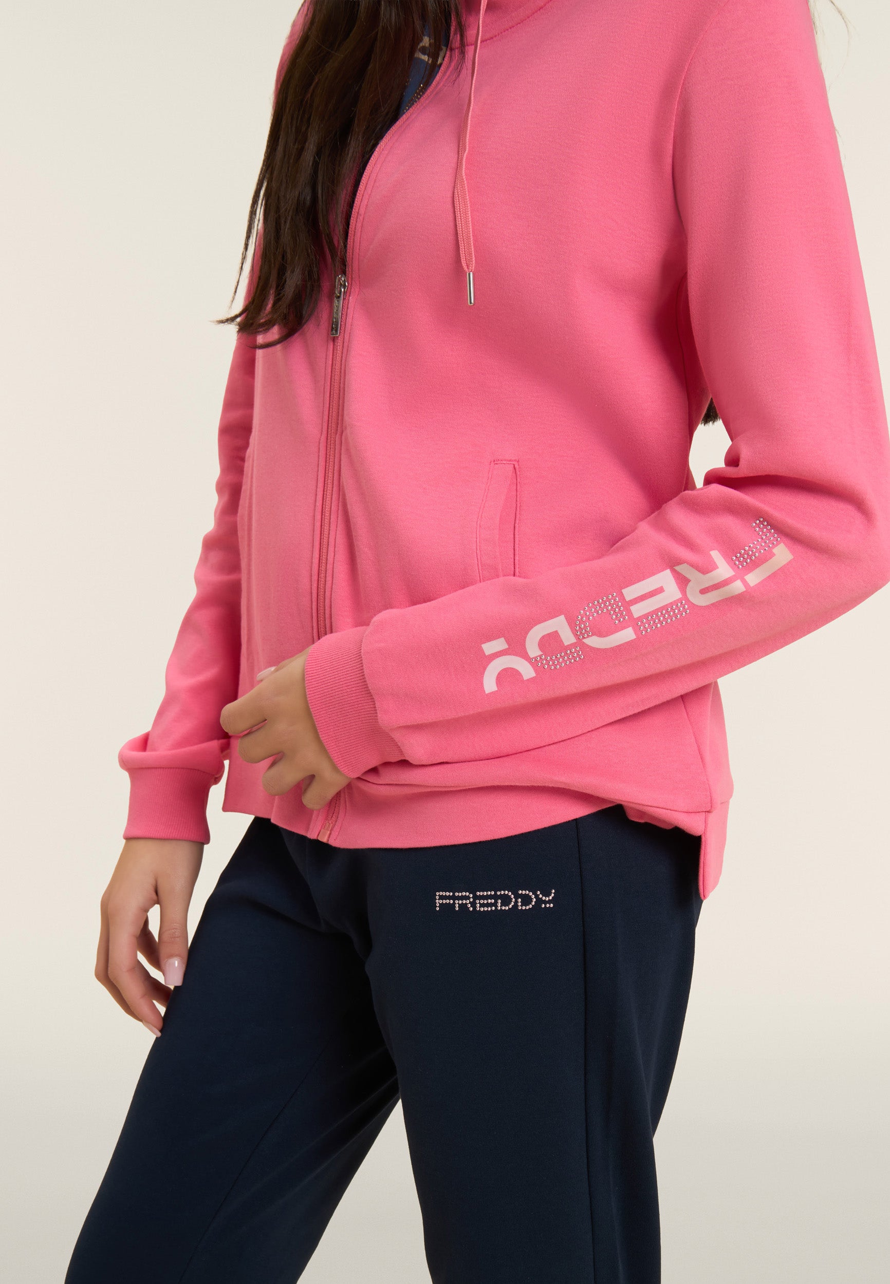 freddy-tuta-femme-zip-col-haut-perles-logo image 5