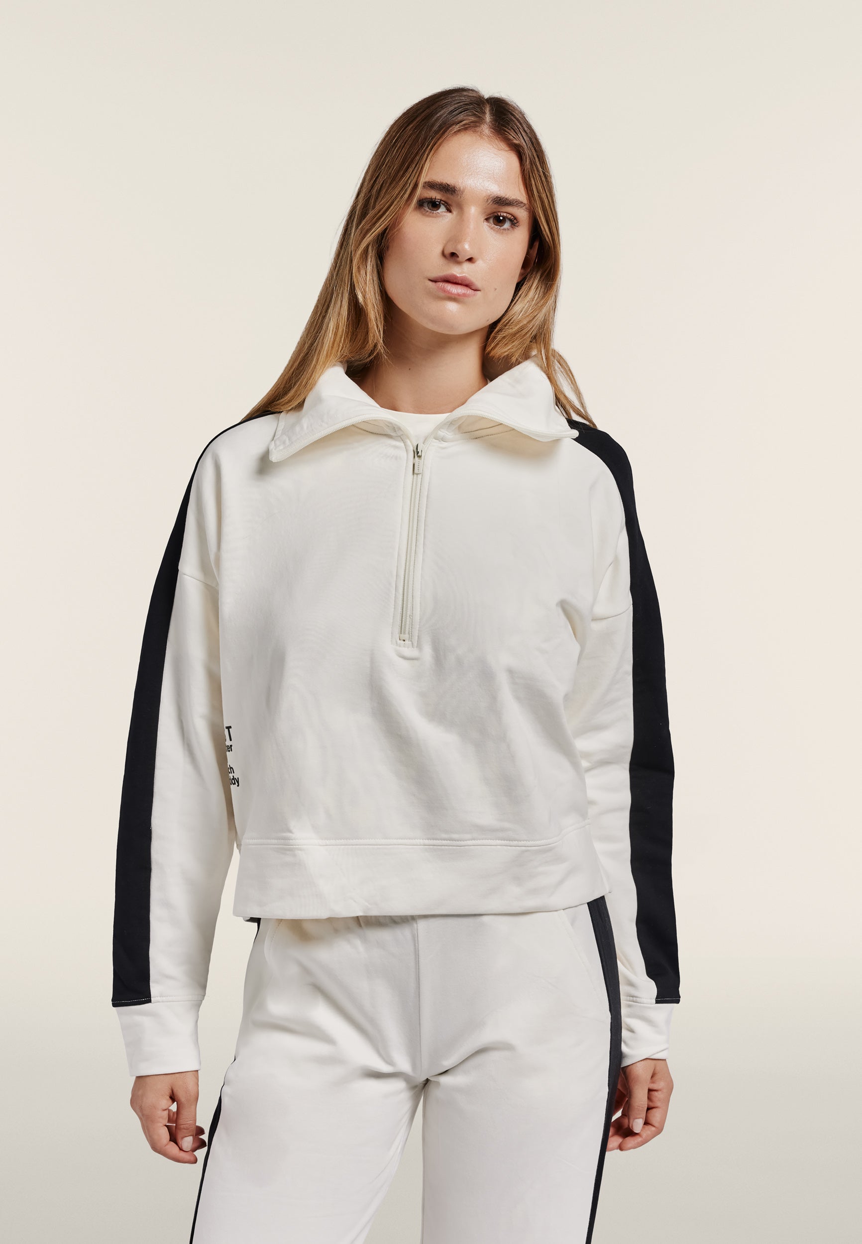 freddy-sweat-confort-femme-col-haut-demi-zip-cropped image 1