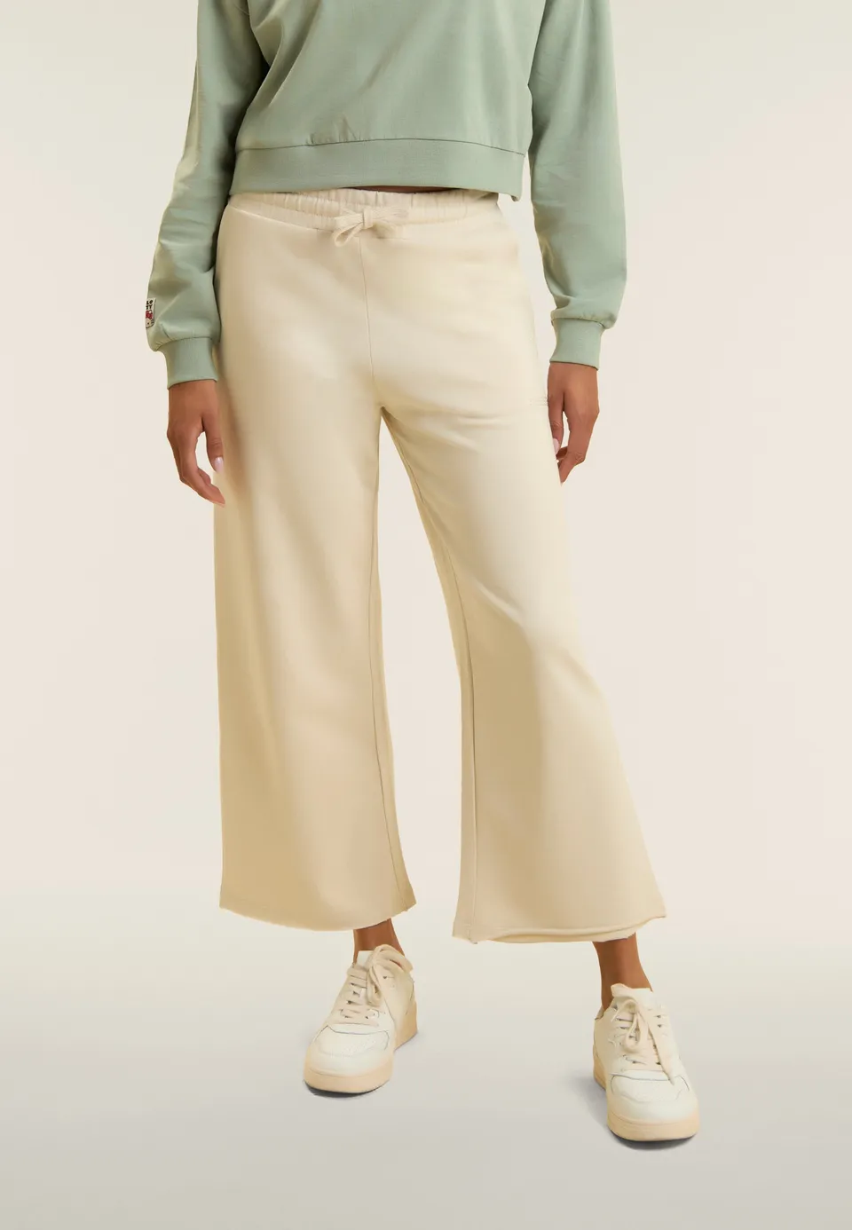 freddy-pantalon-cropped-wide-leg-hello-kitty-femme image 1