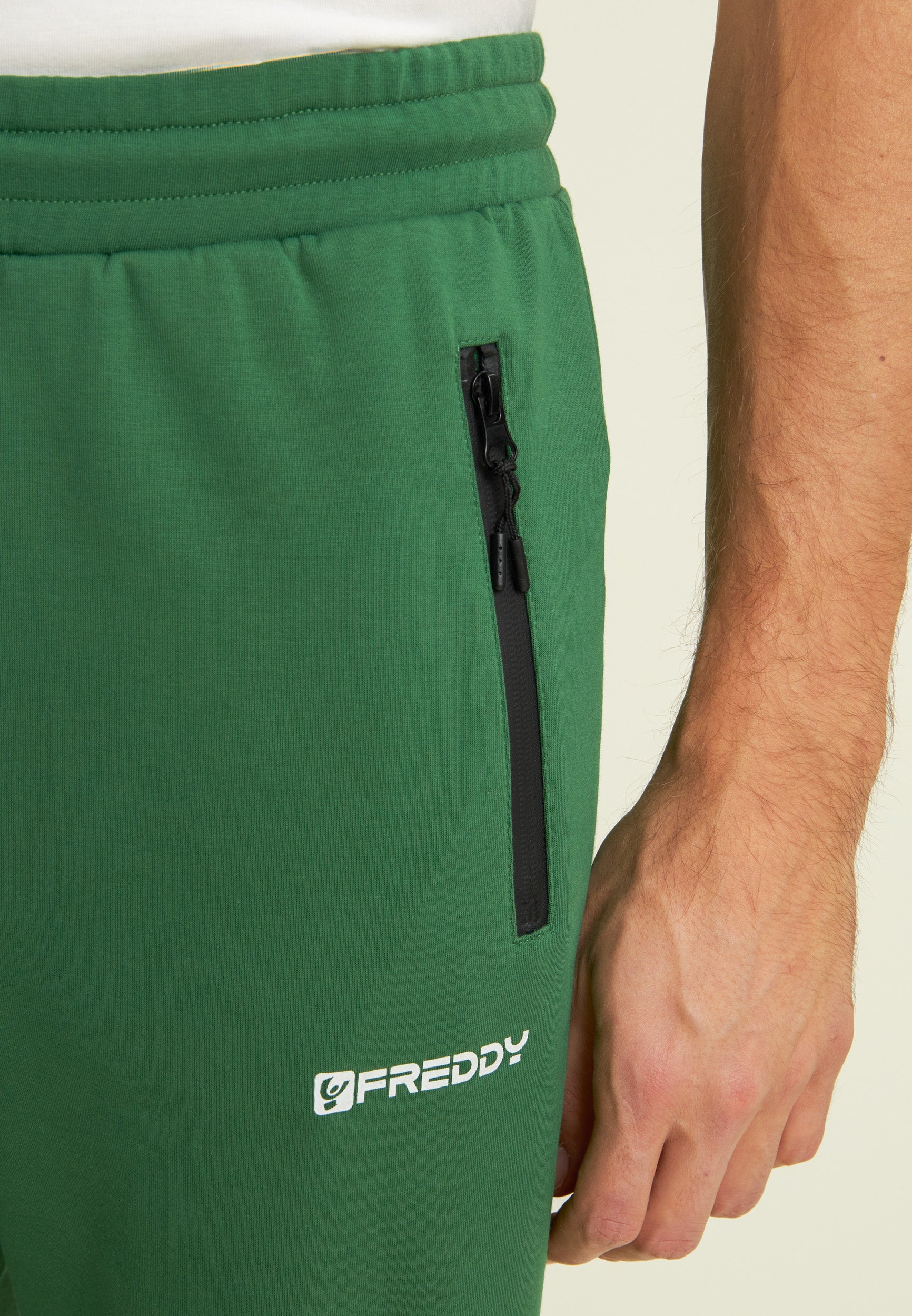 freddy-pantalon-homme-carotte-interlock-zips-lat-raux image 4