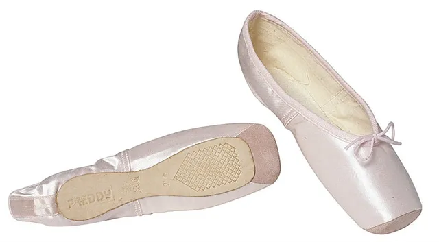 freddy-chaussure-sport-renfort-daim-maintien-moyen image 1