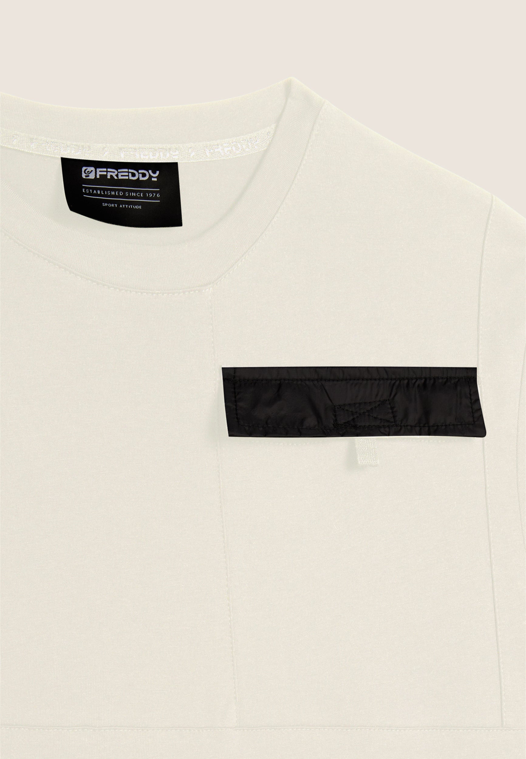 freddy-t-shirt-homme-regular-fit-en-coton-avec-poche-poitrine image 6