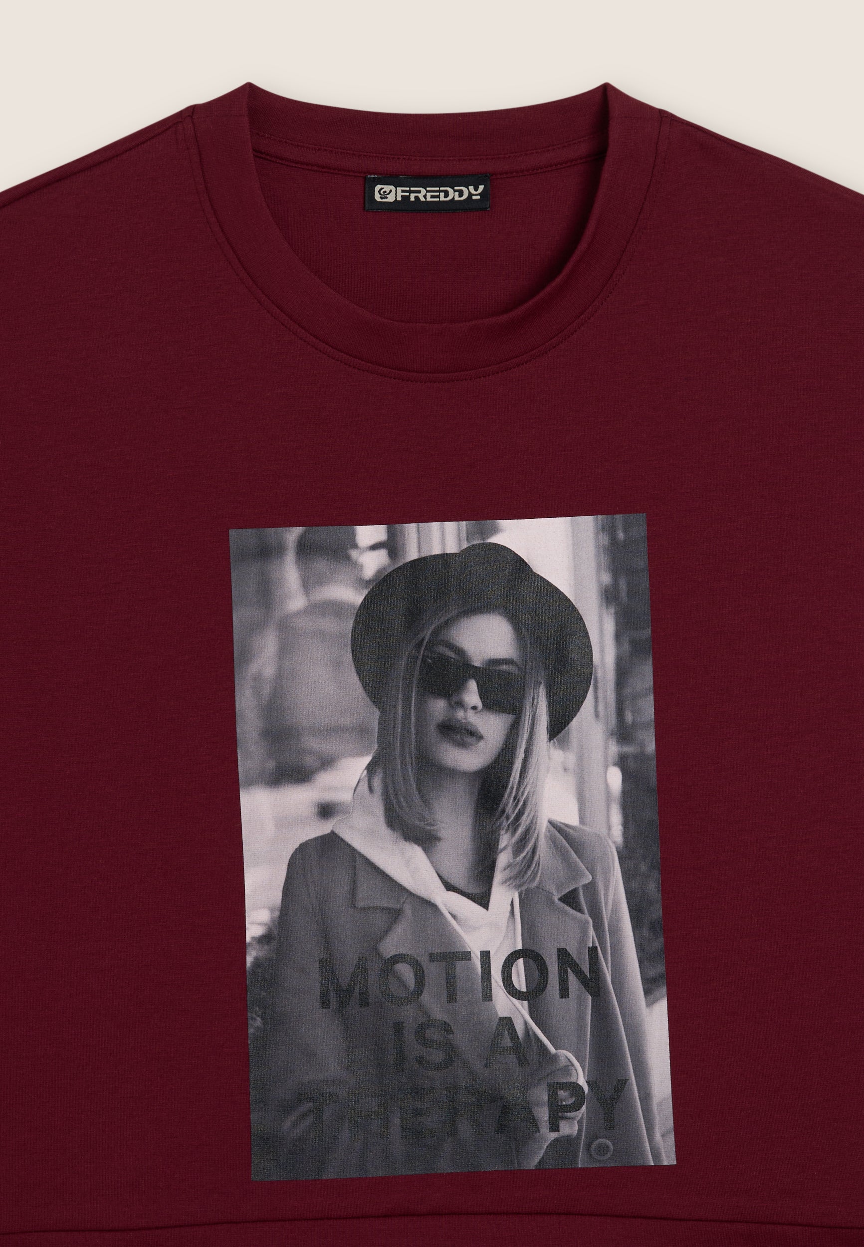 freddy-sweat-femme-col-rond-cropped-imprim-photo image 7