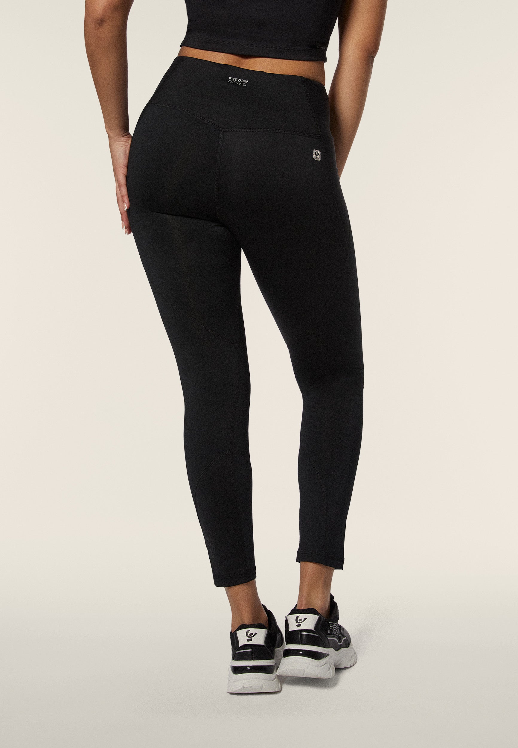 freddy-legging-superfit-modelant-tissu-recycl-binding-7-8 image 3