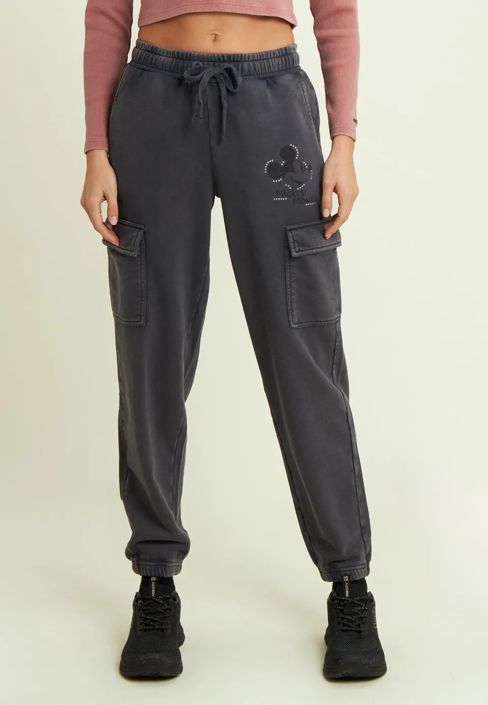freddy-pantalon-cargo-french-terry-disney-mickey image 1