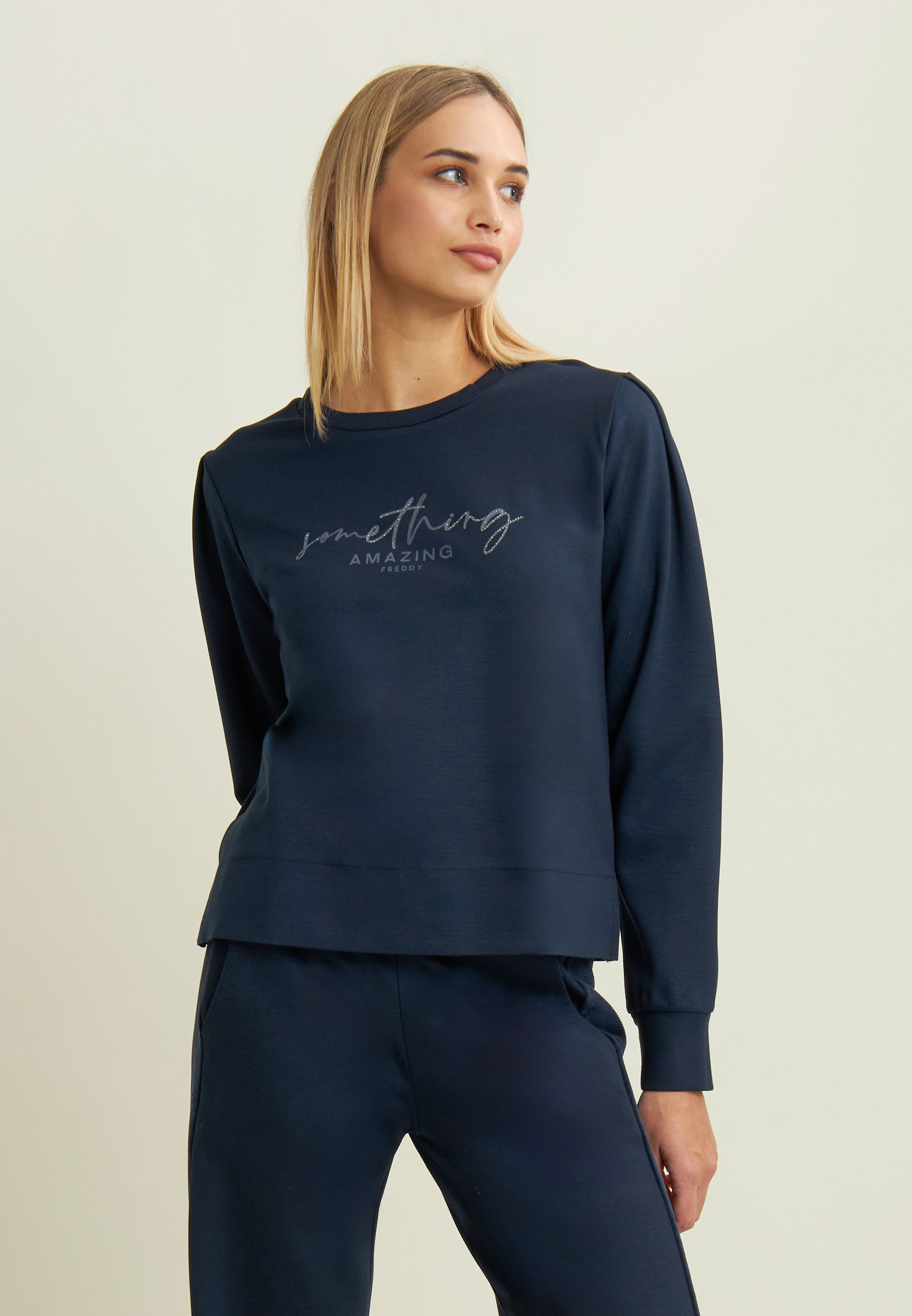 freddy-sweat-col-rond-viscose-strass-something-amazing image 1