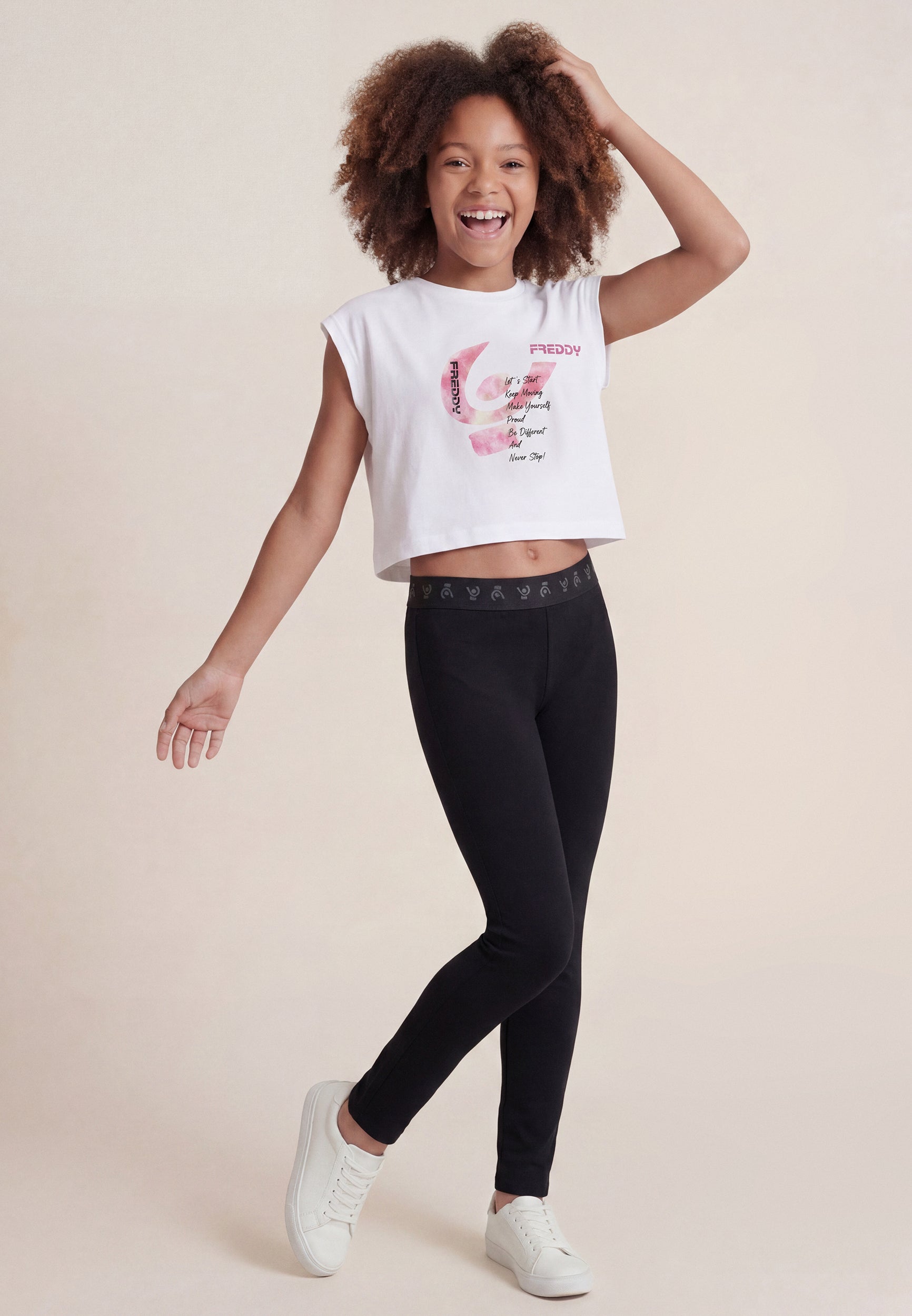 freddy-t-shirt-cropped-sans-manches-fille-maxi-logo-d-grad image 2