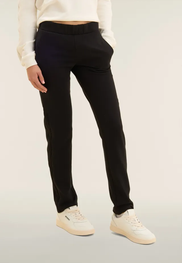 freddy-pantalon-sport-droit-homme-french-terry-broderie-ajour-e image 1