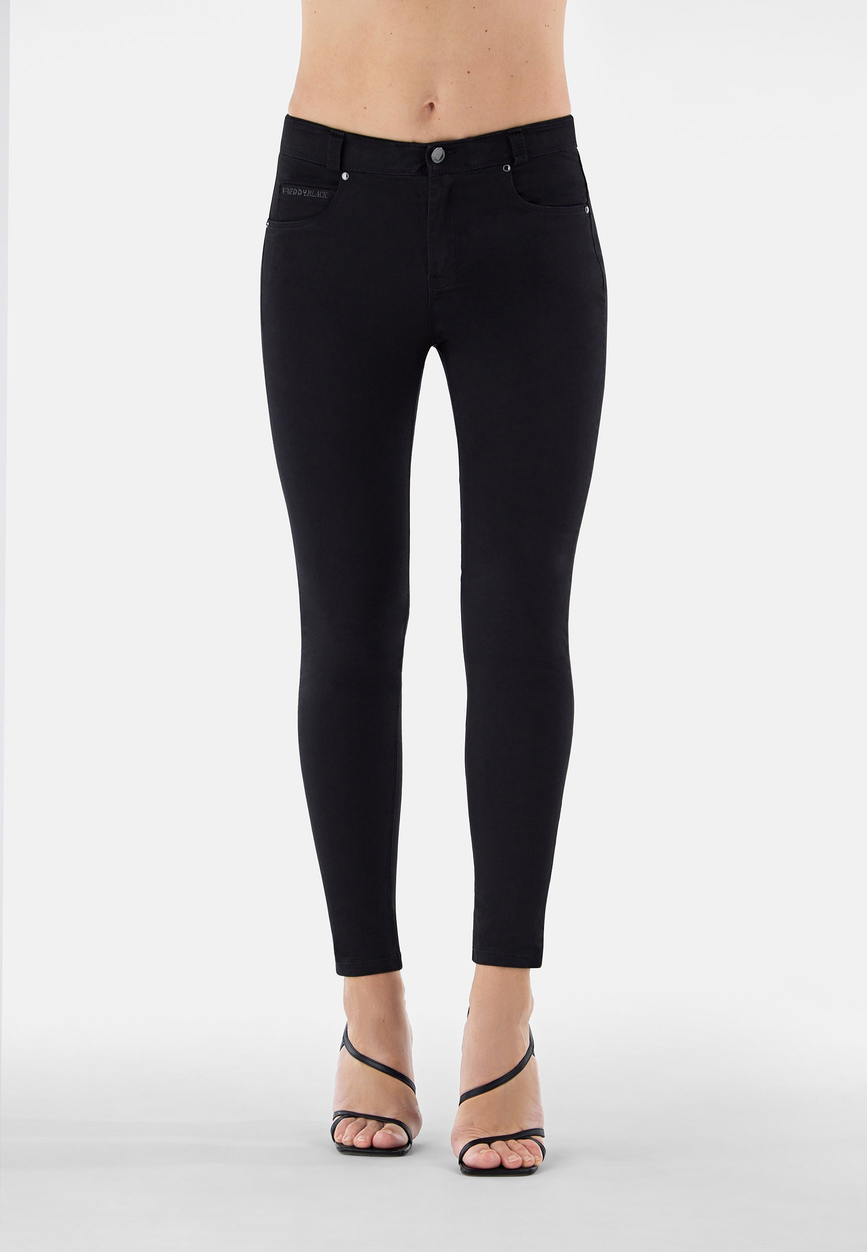 freddy-black-jean-slim-en-denim-color image 6