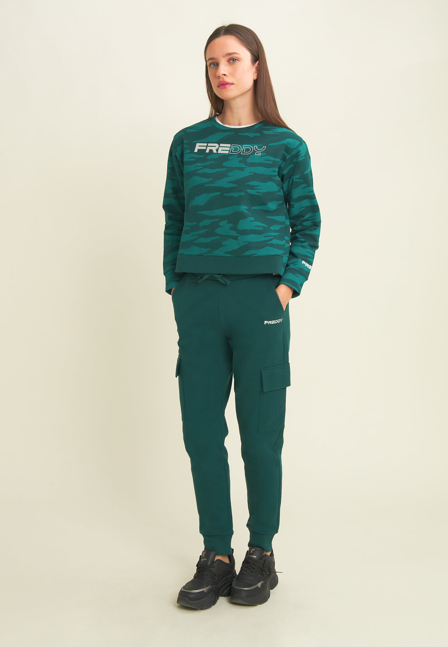 freddy-pantalon-cargo-sport-femme-felpa-garzata-poches-lat-rales image 5