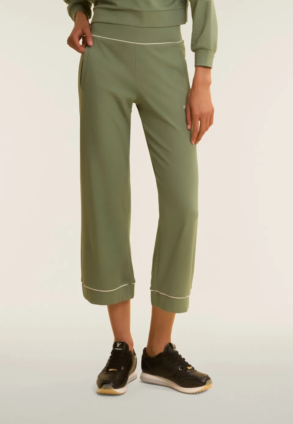 freddy-pantalon-sport-femme-wide-leg-cropped-poches image 1