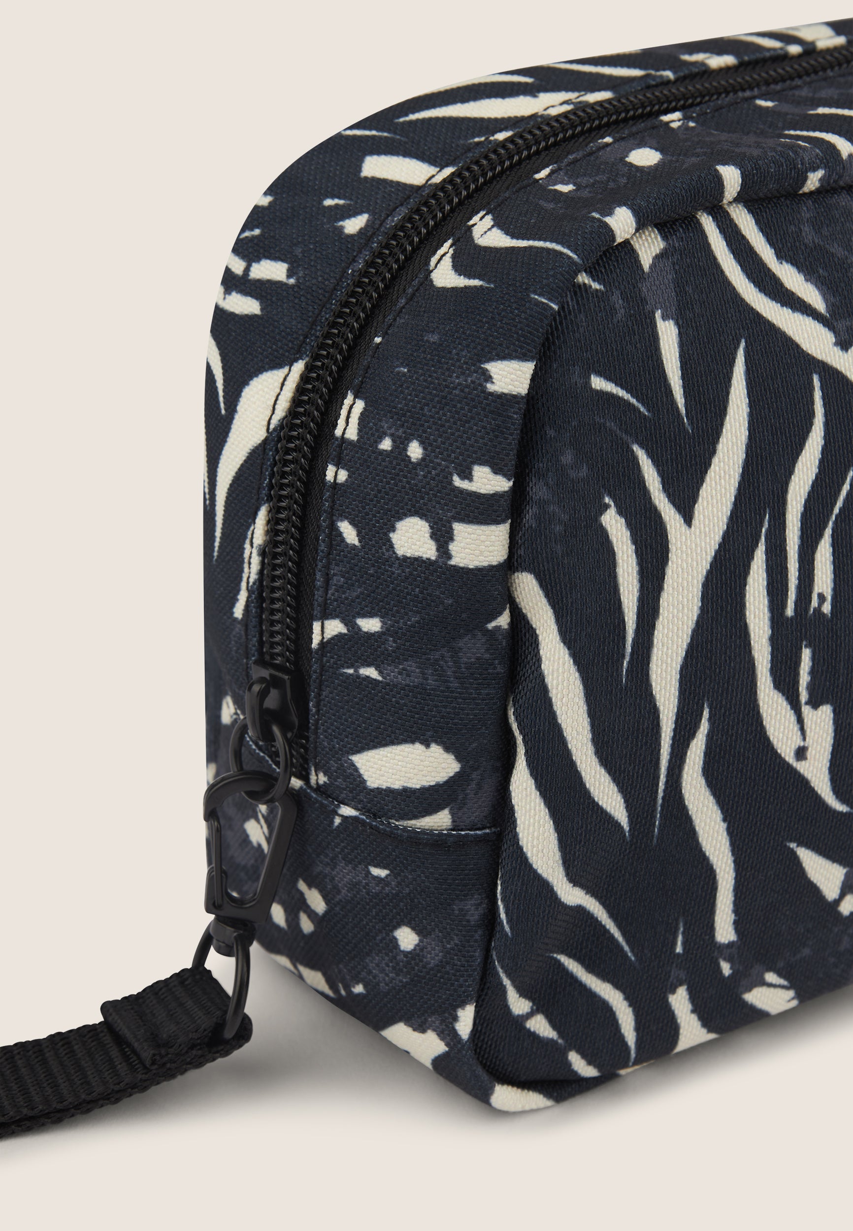 freddy-trousse-animalier-25x8x14-cm-zip-dragone-amovible image 8