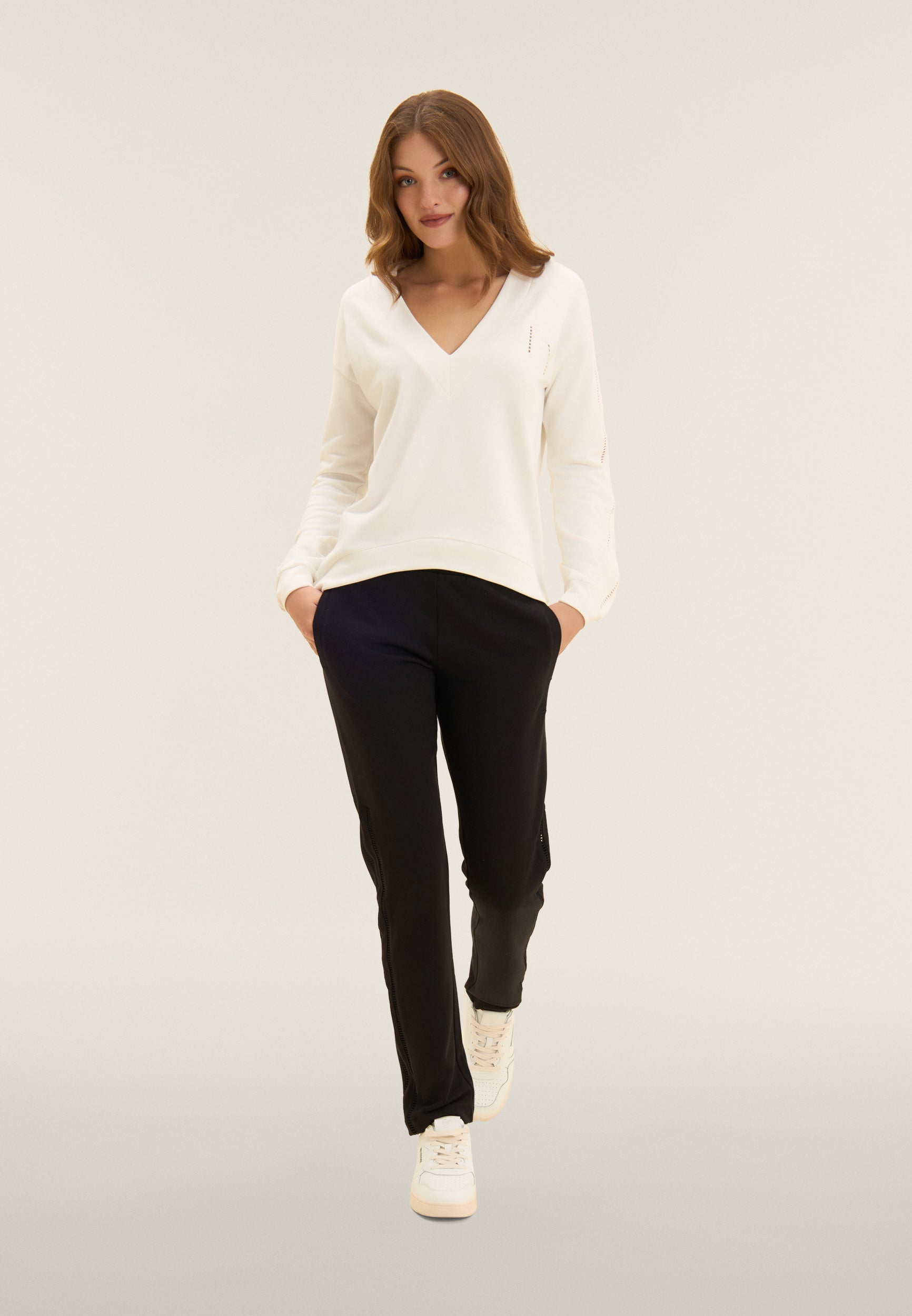 freddy-sweat-col-v-femme-french-terry-broderie-fy image 2