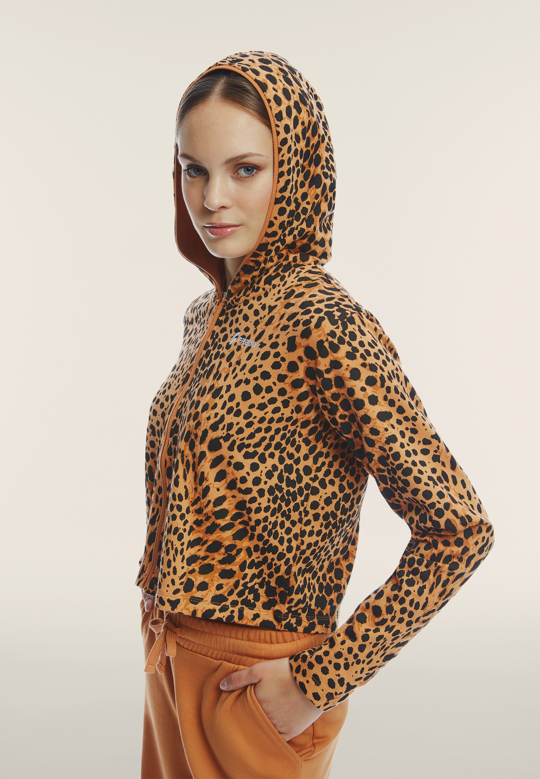 freddy-sweat-cropped-zipp-capuche-animalier image 4