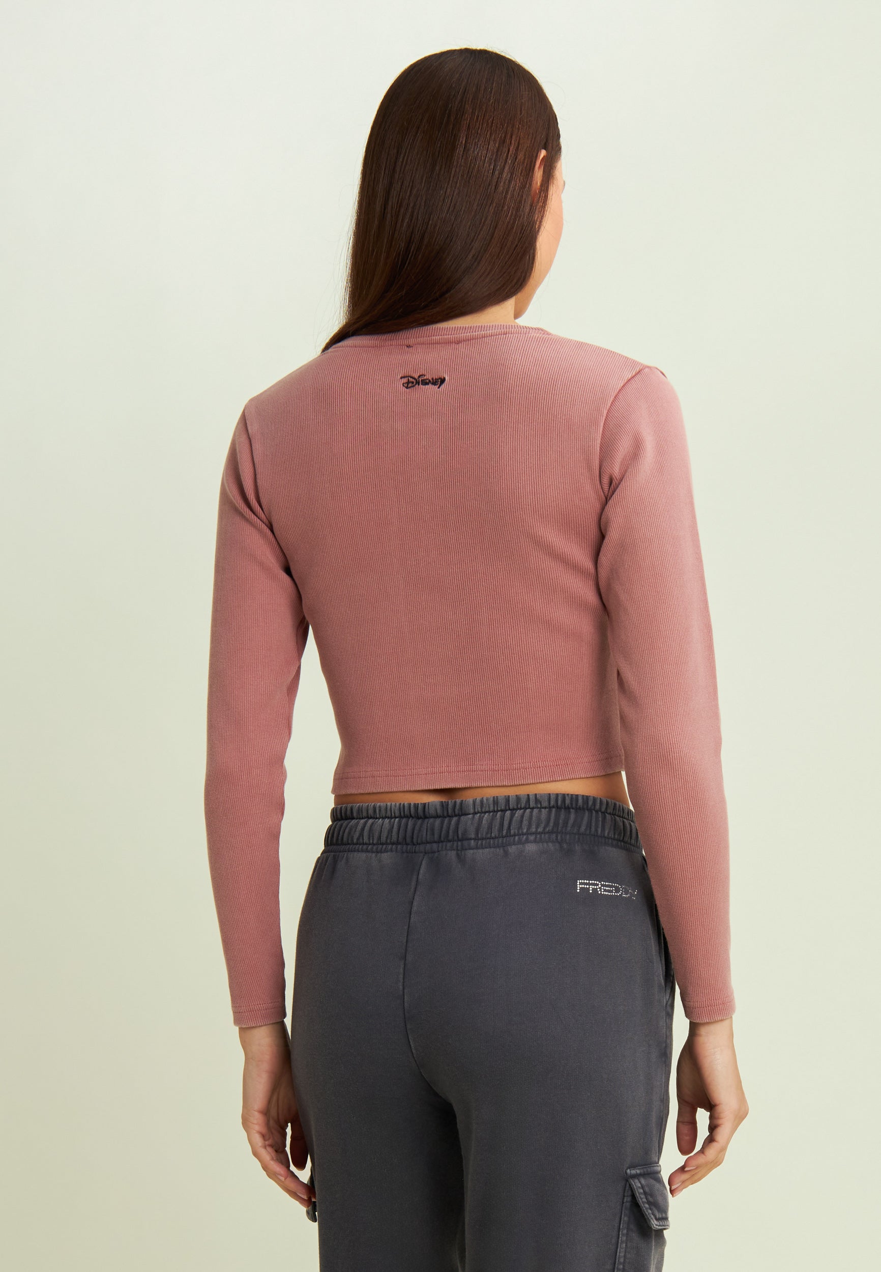 freddy-t-shirt-cropped-femme-manches-longues-disney image 3