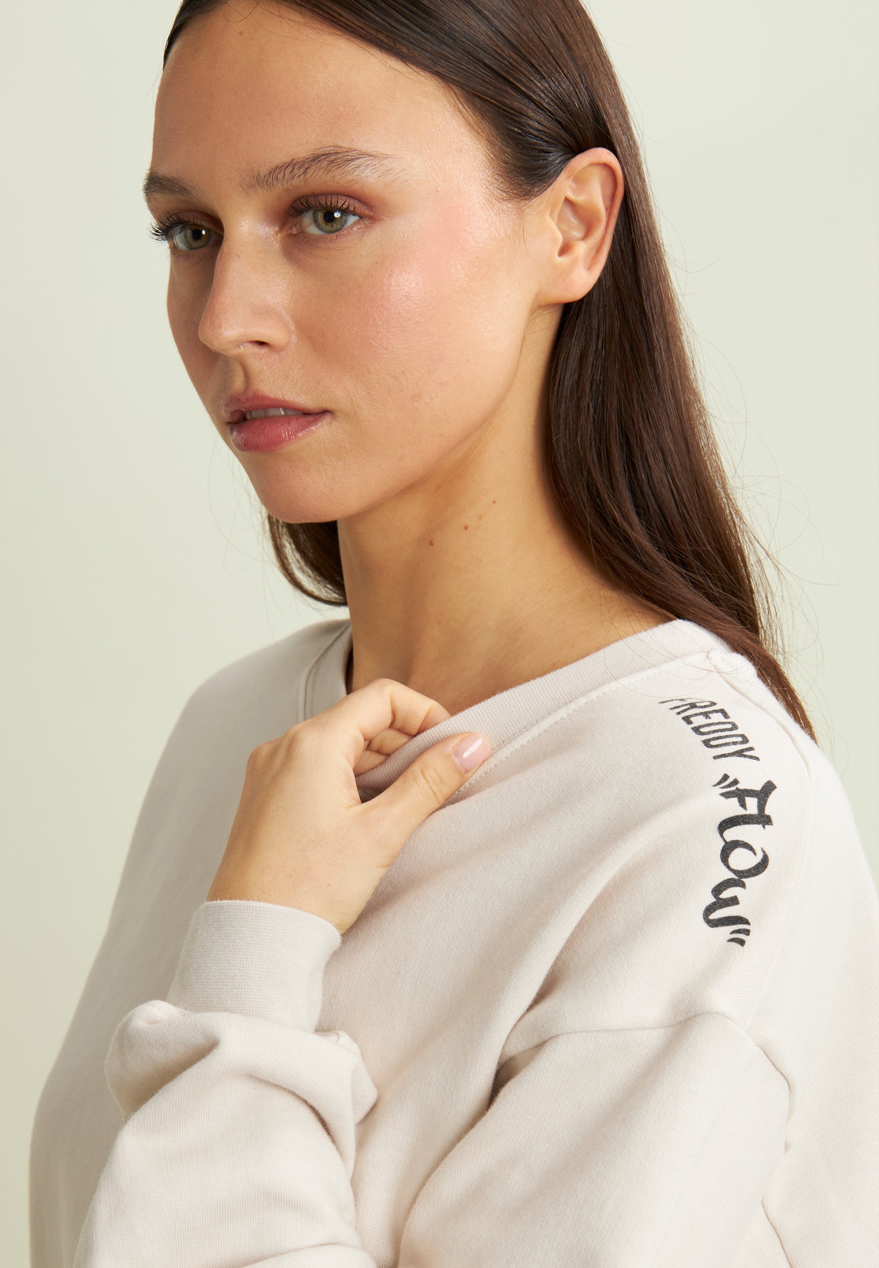 freddy-sweat-oversize-cropped-flow-paule image 4