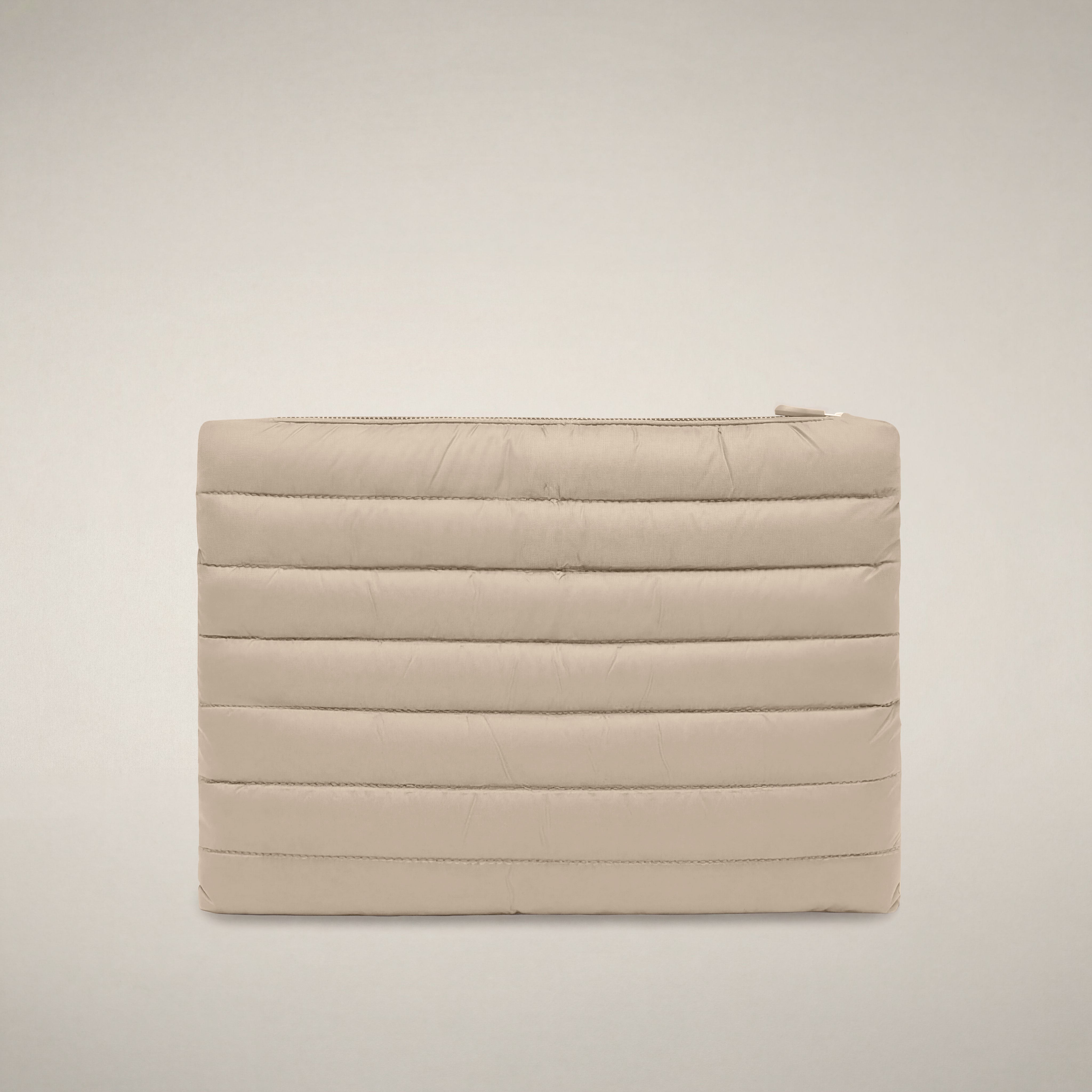 save-the-duck-thalassa-pouch-matelass-e-beige-cr-me image 2