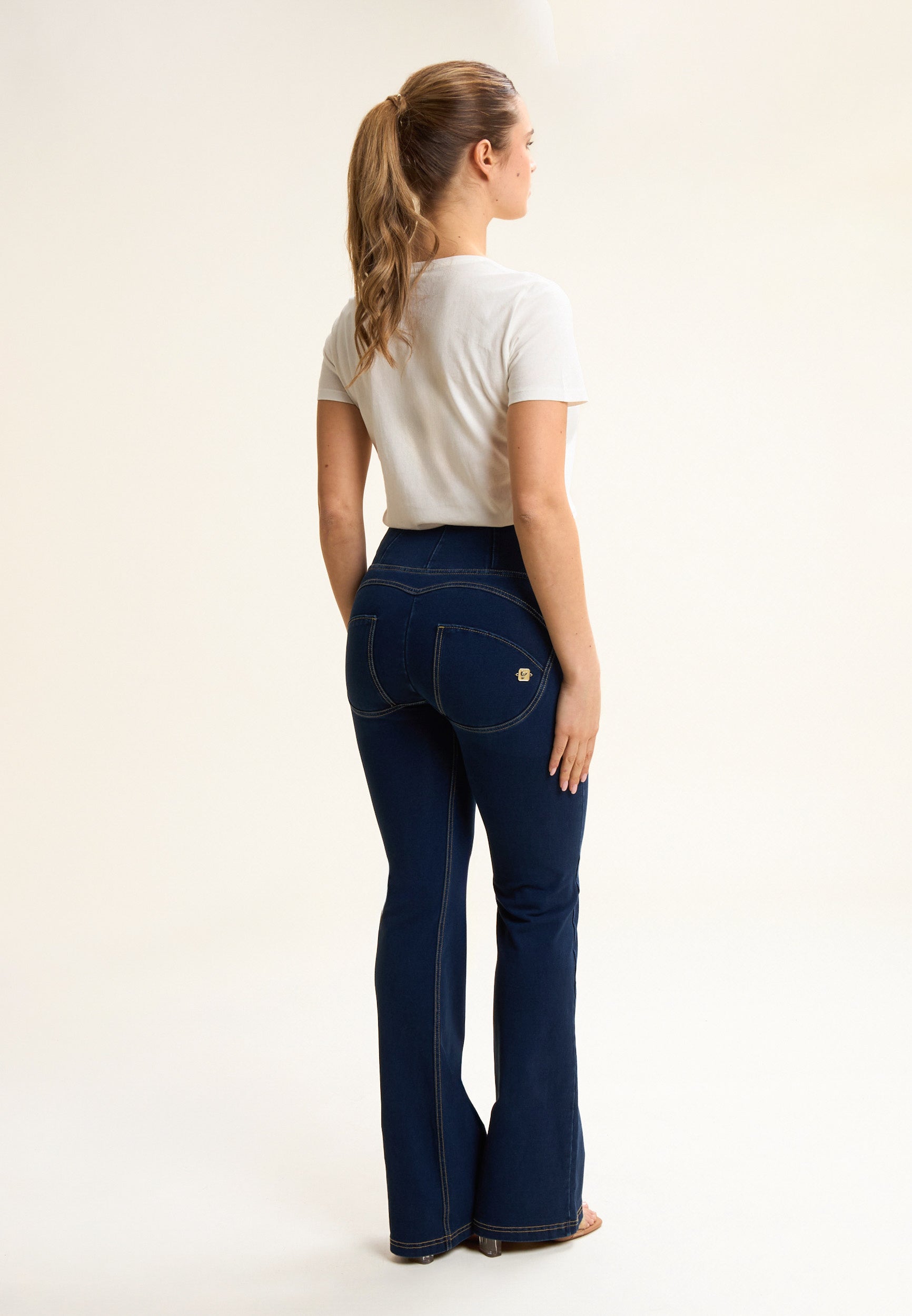 freddy-wr-up-jean-push-up-flare-washed-durable-taille-haute image 5