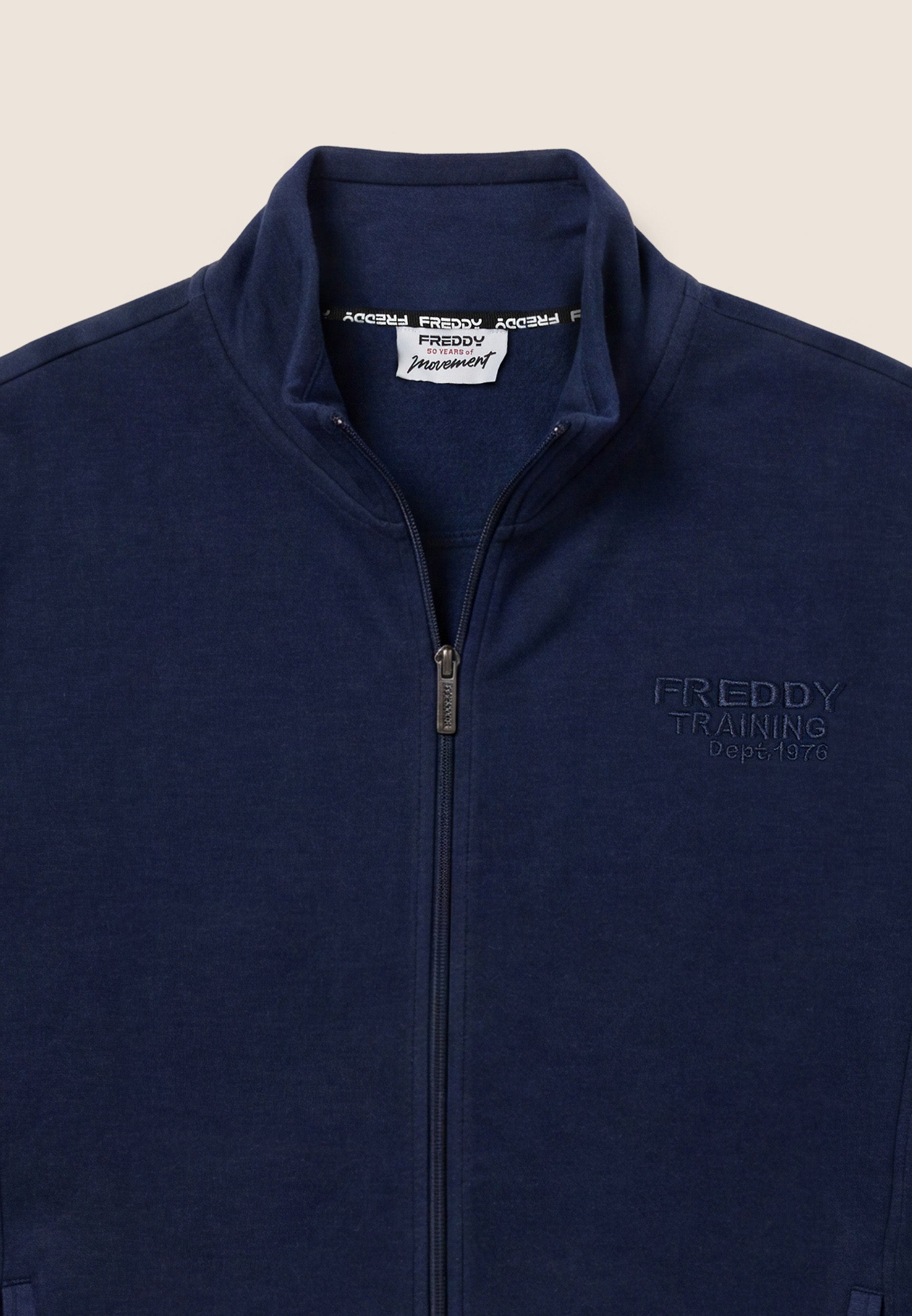 freddy-training-sweat-homme-full-zip-col-montant-broderie-coeur image 3