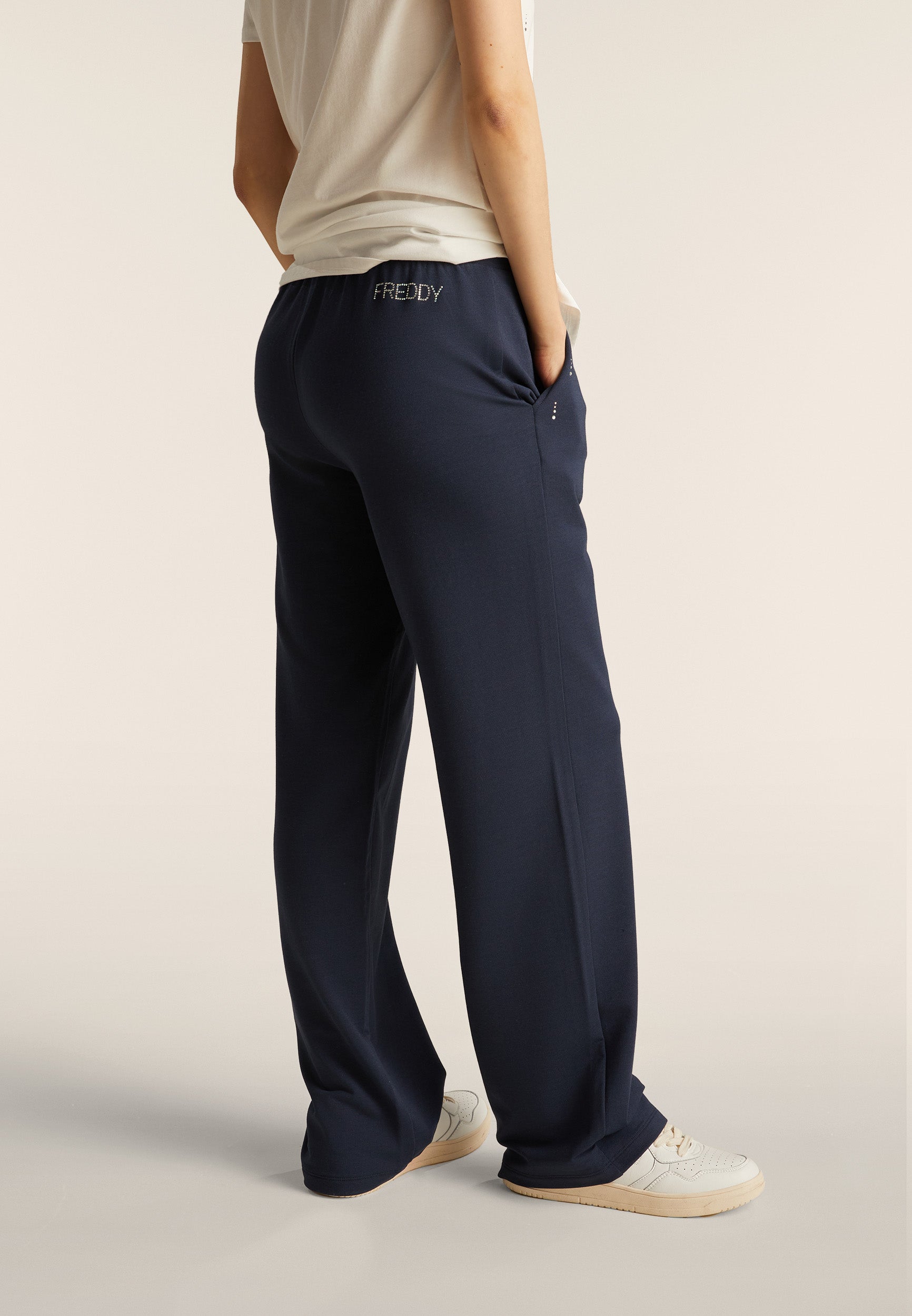 freddy-pantalon-comfort-fit-jambe-droite-french-terry-modal-strass image 3