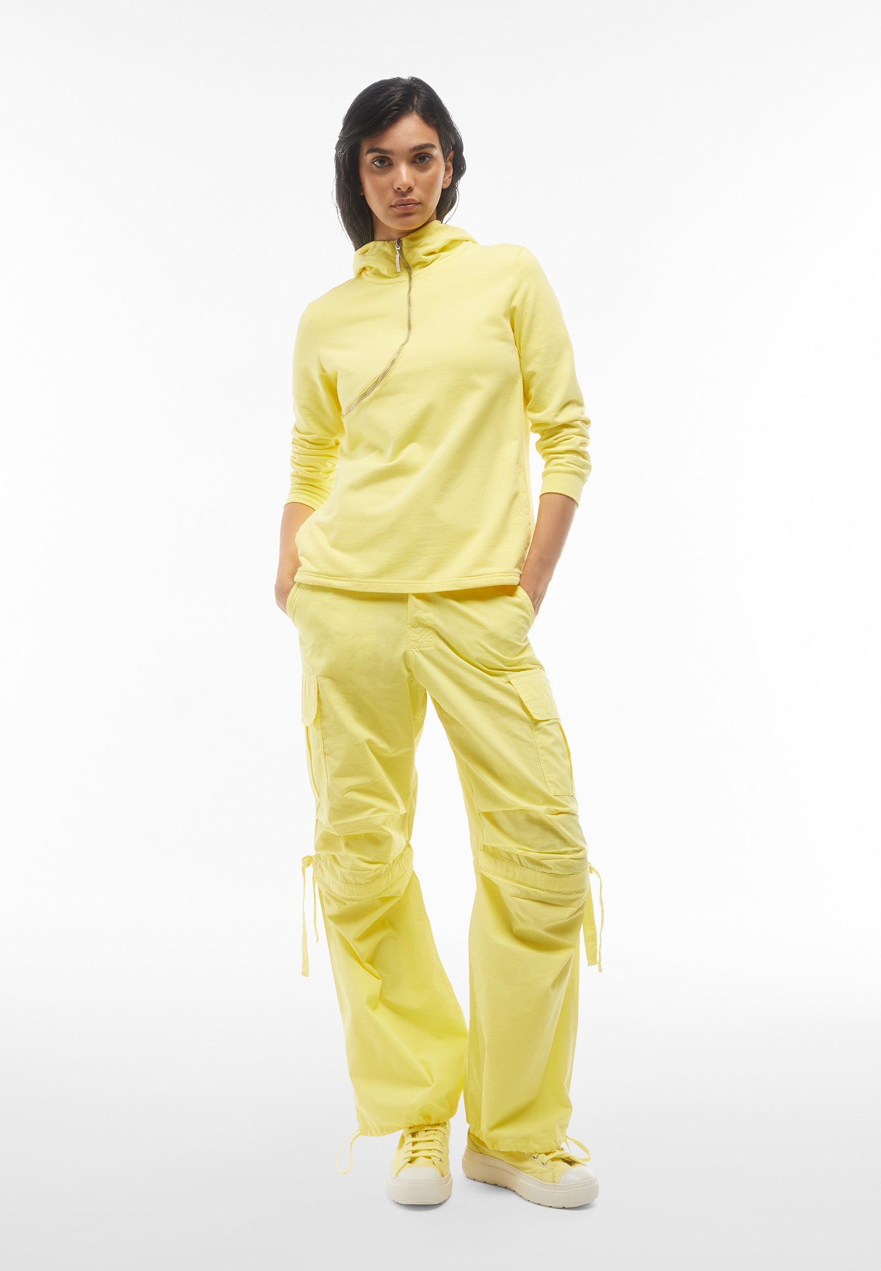 freddy-pantalon-cargo-femme-popeline-teint-en-pi-ce-parachute image 2